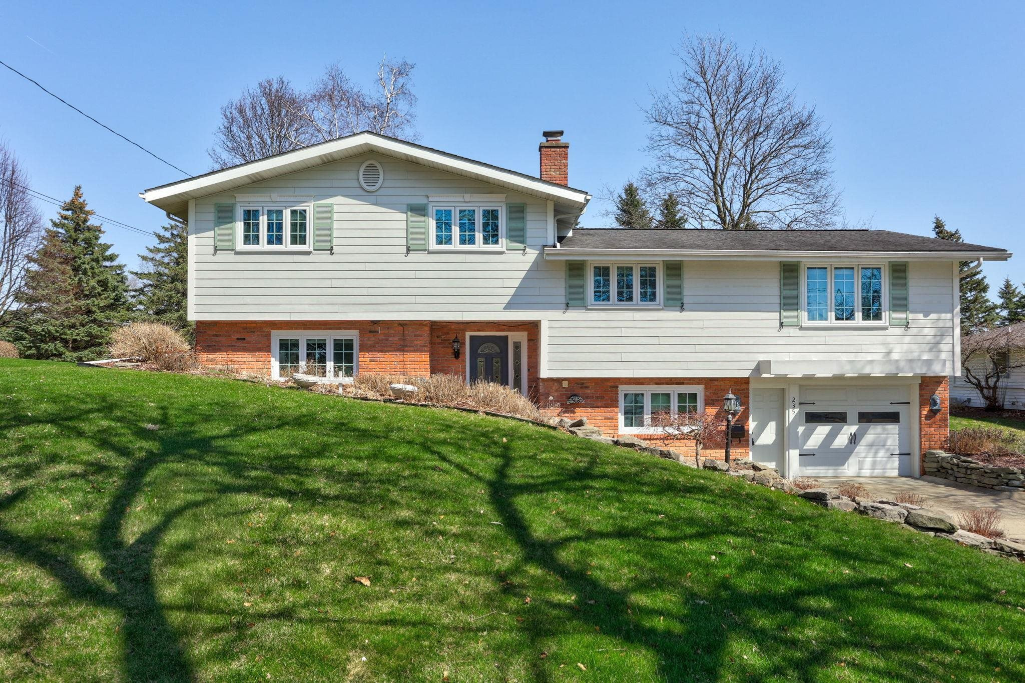 235 Cherry Street, Frankenmuth, MI 48734 — front exterior