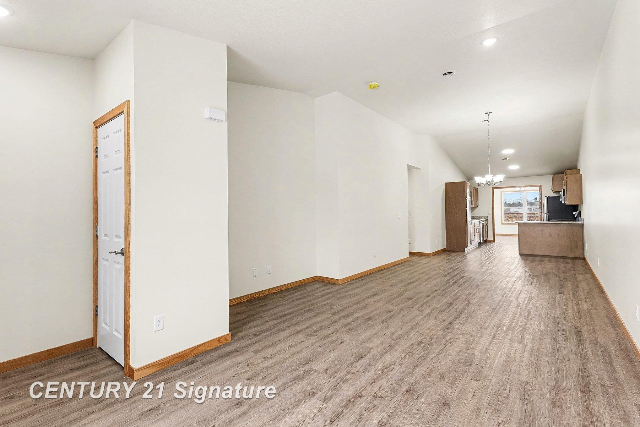 8487 N River Rock Drive, Freeland, MI 48623 — Photo 6