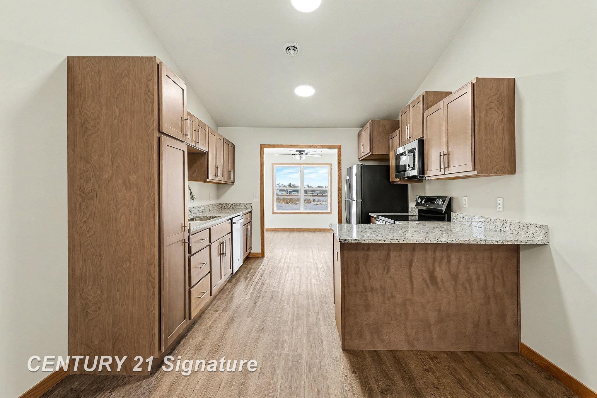 8487 N River Rock Drive, Freeland, MI 48623 — Photo 7