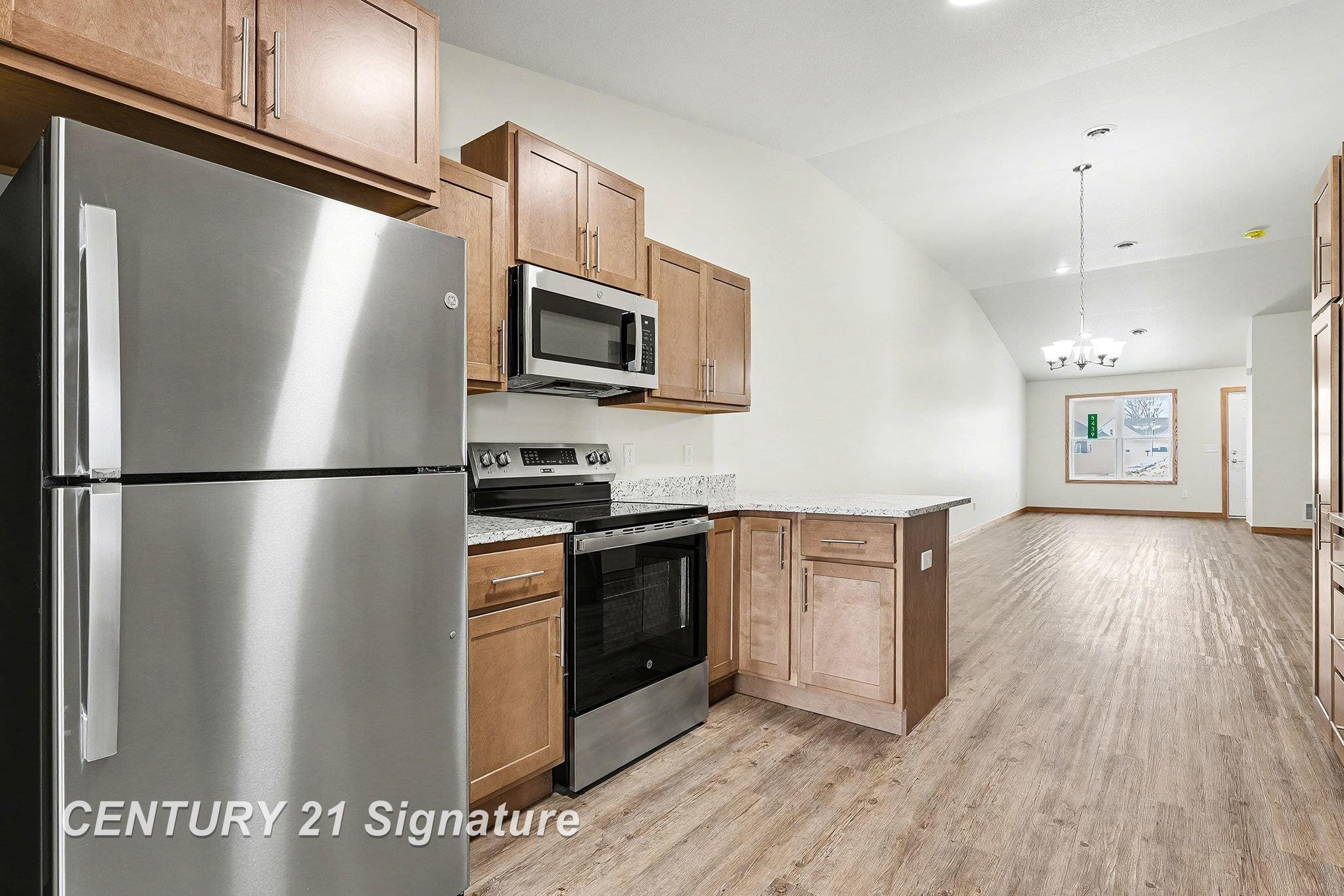 8487 N River Rock Drive, Freeland, MI 48623 — Photo 9
