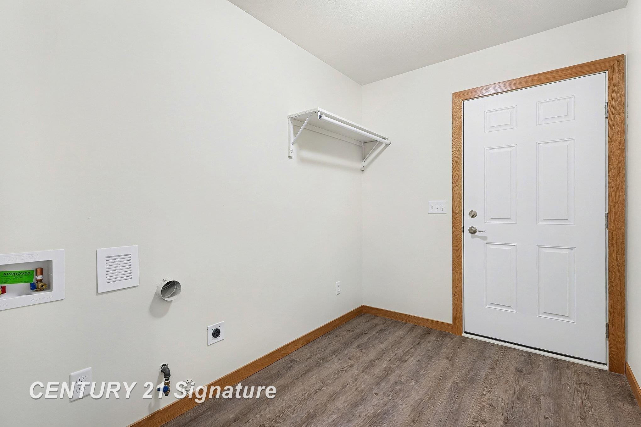 8487 N River Rock Drive, Freeland, MI 48623 — Photo 11
