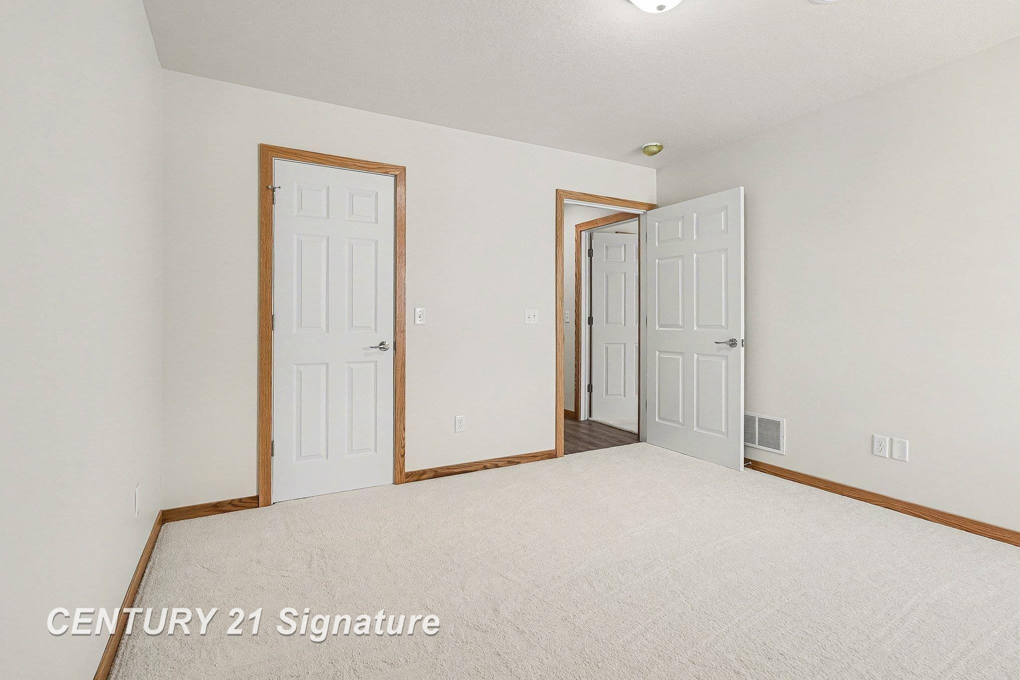 8487 N River Rock Drive, Freeland, MI 48623 — Photo 19