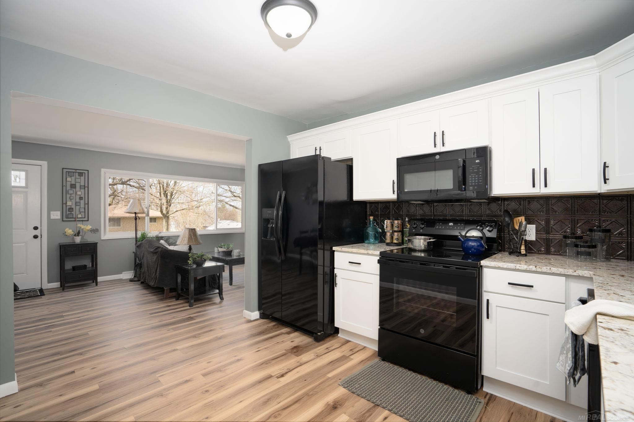 839 N East Avenue, Jackson, MI 49202 — Photo 16