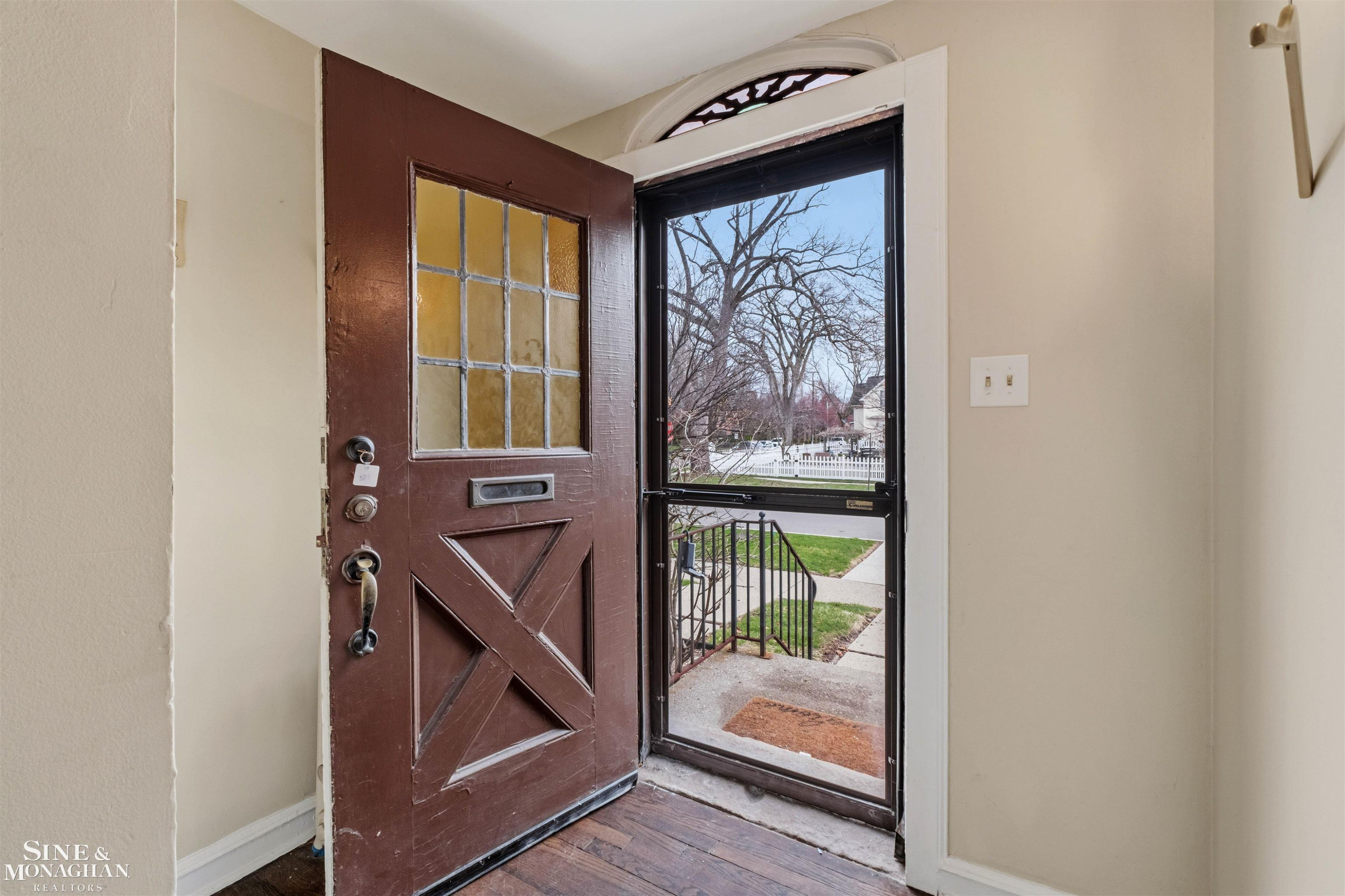 377 Rivard Boulevard, Grosse Pointe, MI 48230 — Photo 2