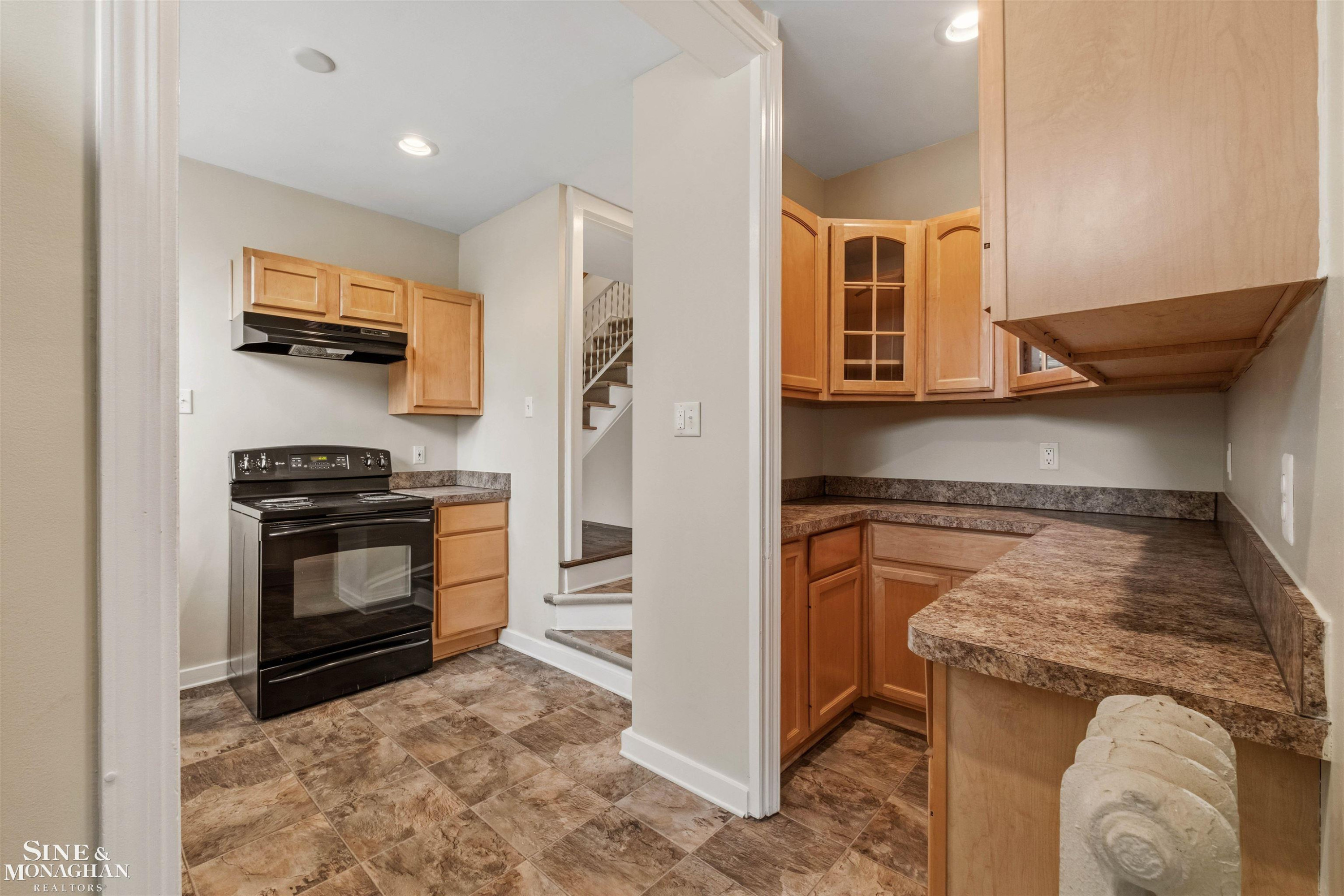 377 Rivard Boulevard, Grosse Pointe, MI 48230 — Photo 10