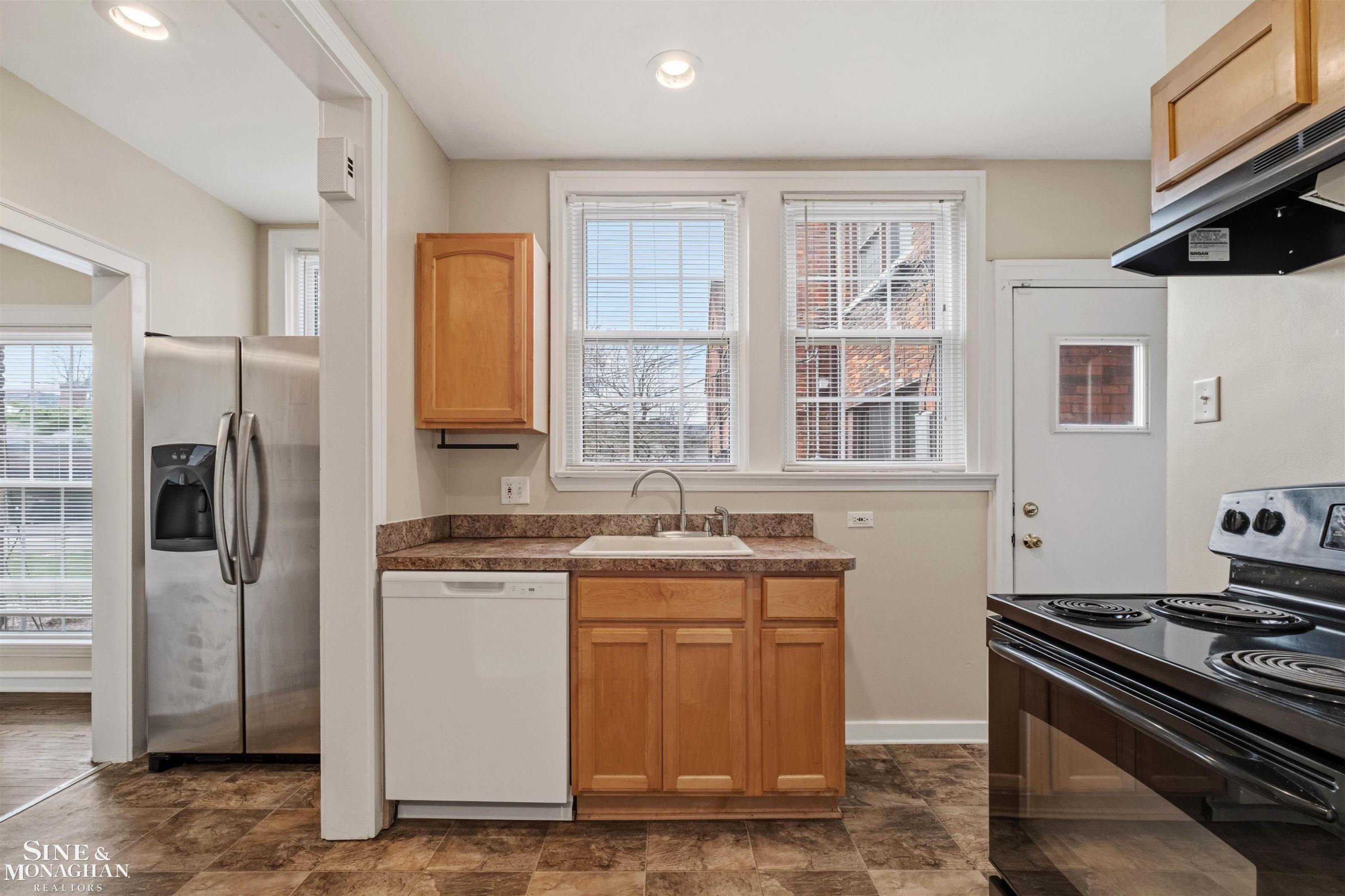 377 Rivard Boulevard, Grosse Pointe, MI 48230 — Photo 14