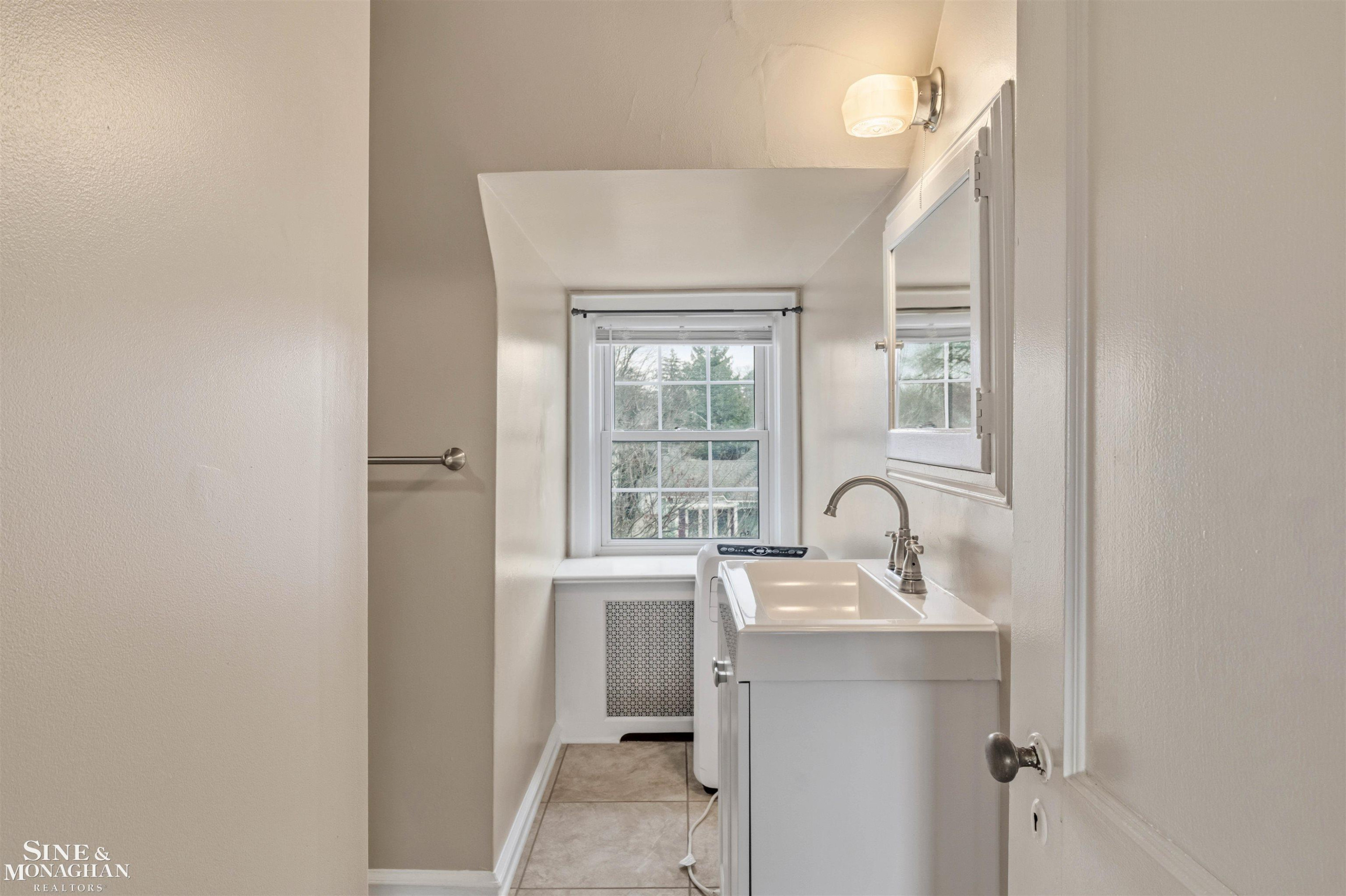 377 Rivard Boulevard, Grosse Pointe, MI 48230 — Photo 30