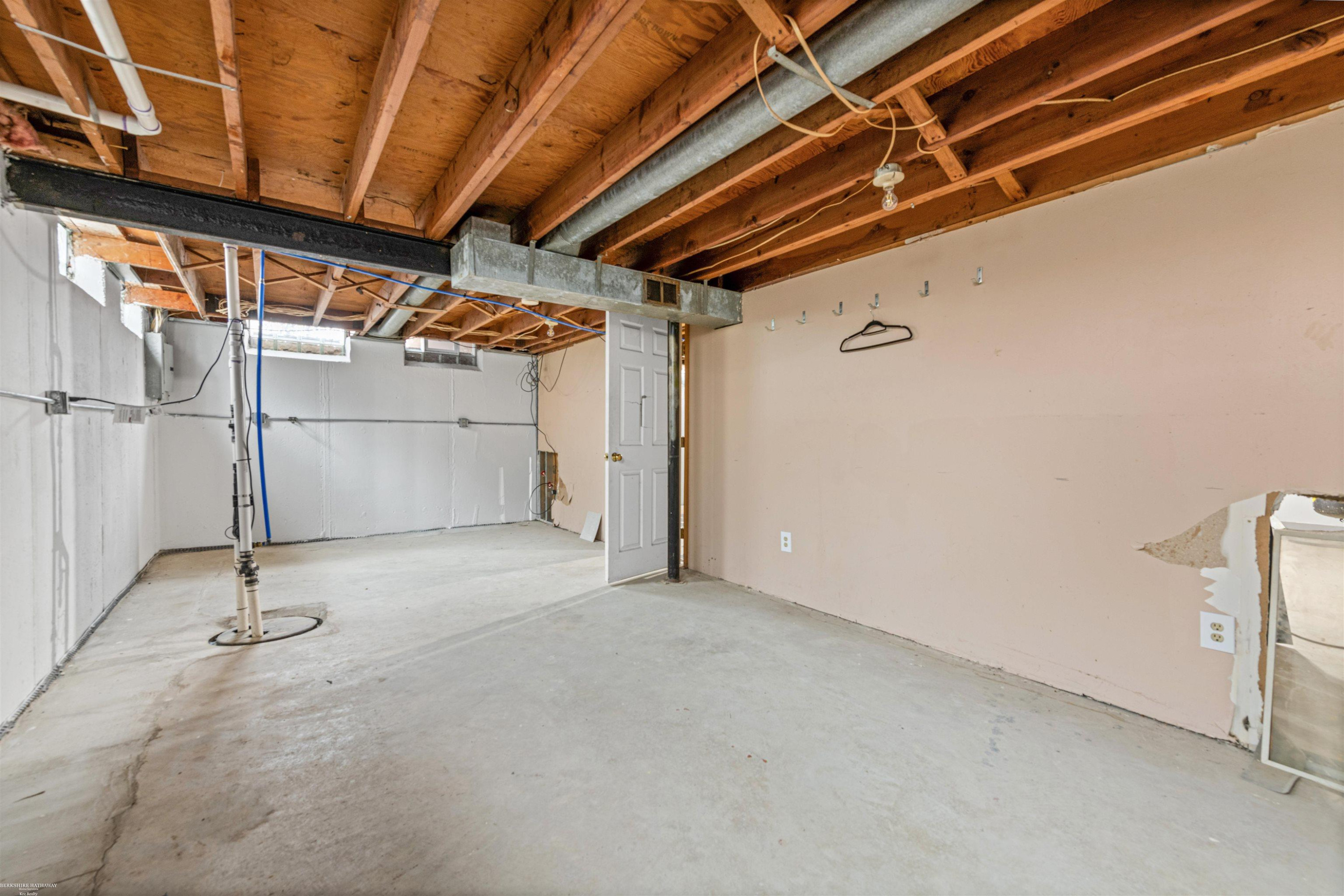 25312 Saint Christopher St Street, MI — Photo 25