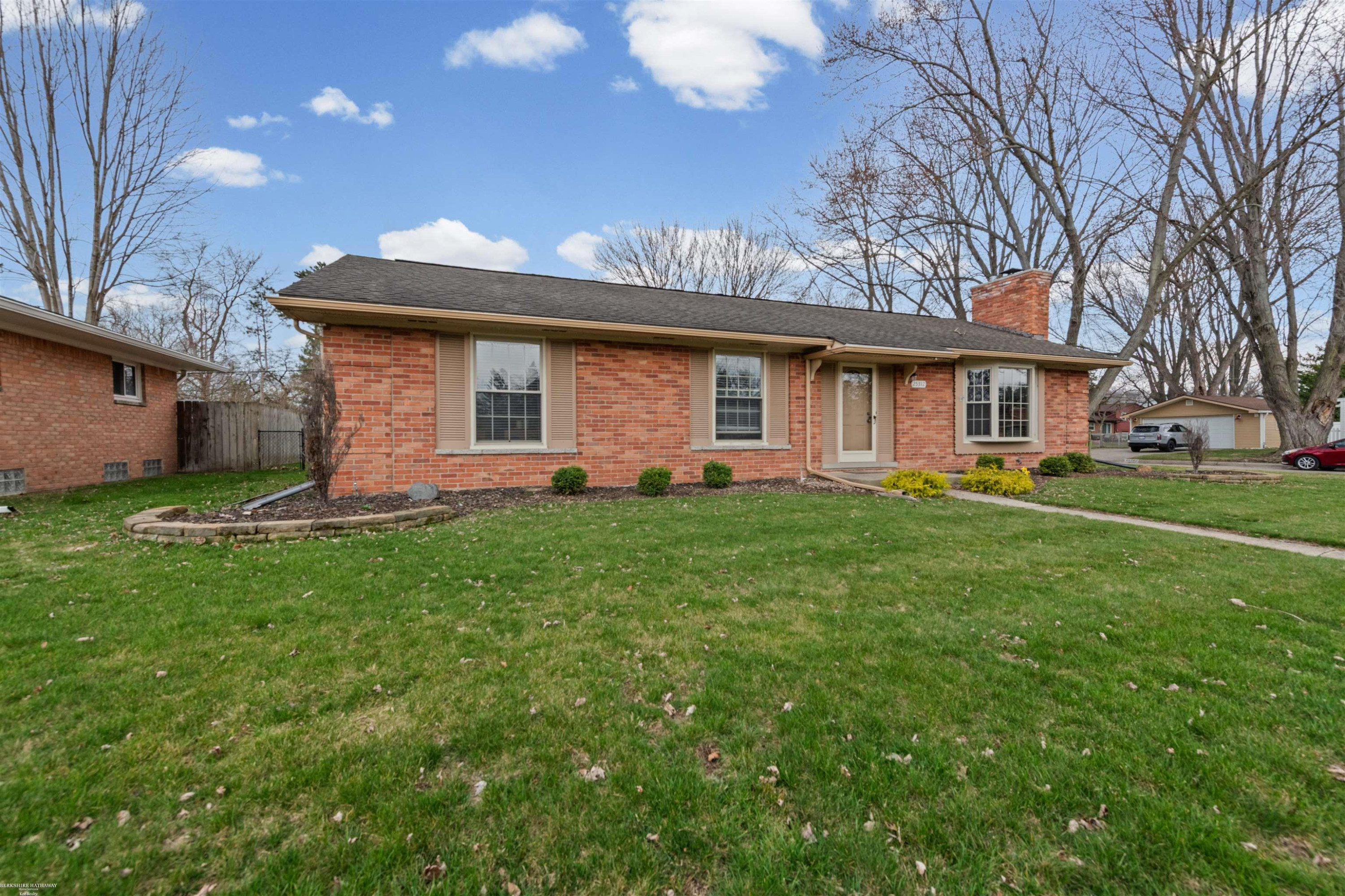 25312 Saint Christopher St Street, MI — Photo 34