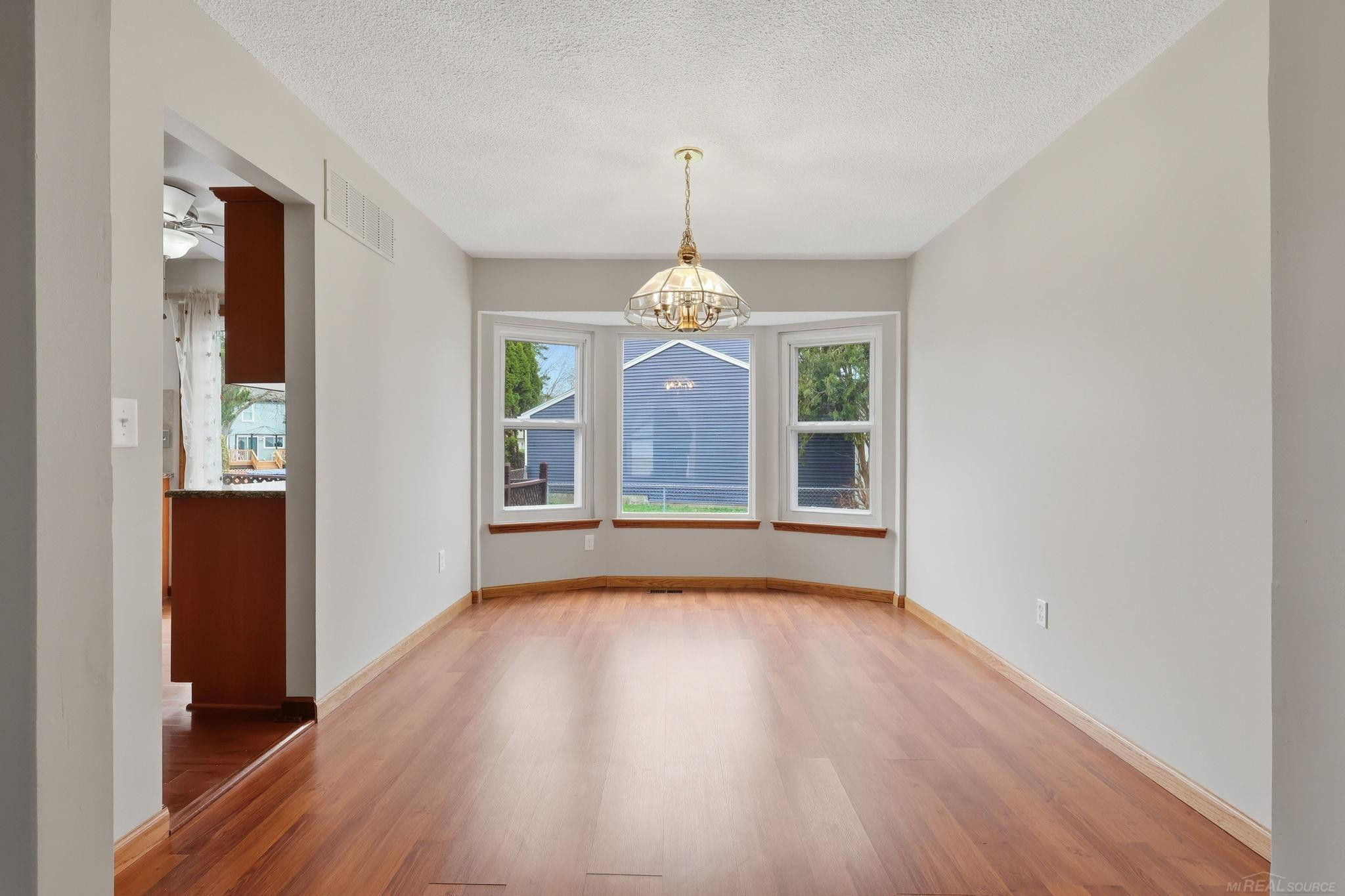 54173 Avondale Drive, New Baltimore, MI 48047 — Photo 8