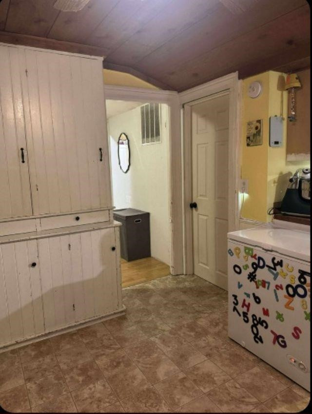 216 S Chapman Street, Chesaning, MI 48616 — Photo 11