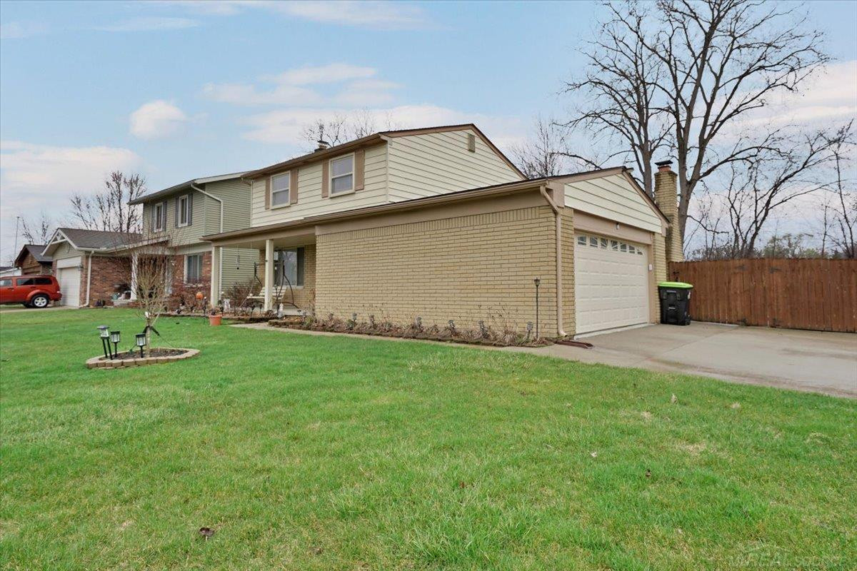 49033 Michelle Ann Drive, Chesterfield, MI — Photo 3