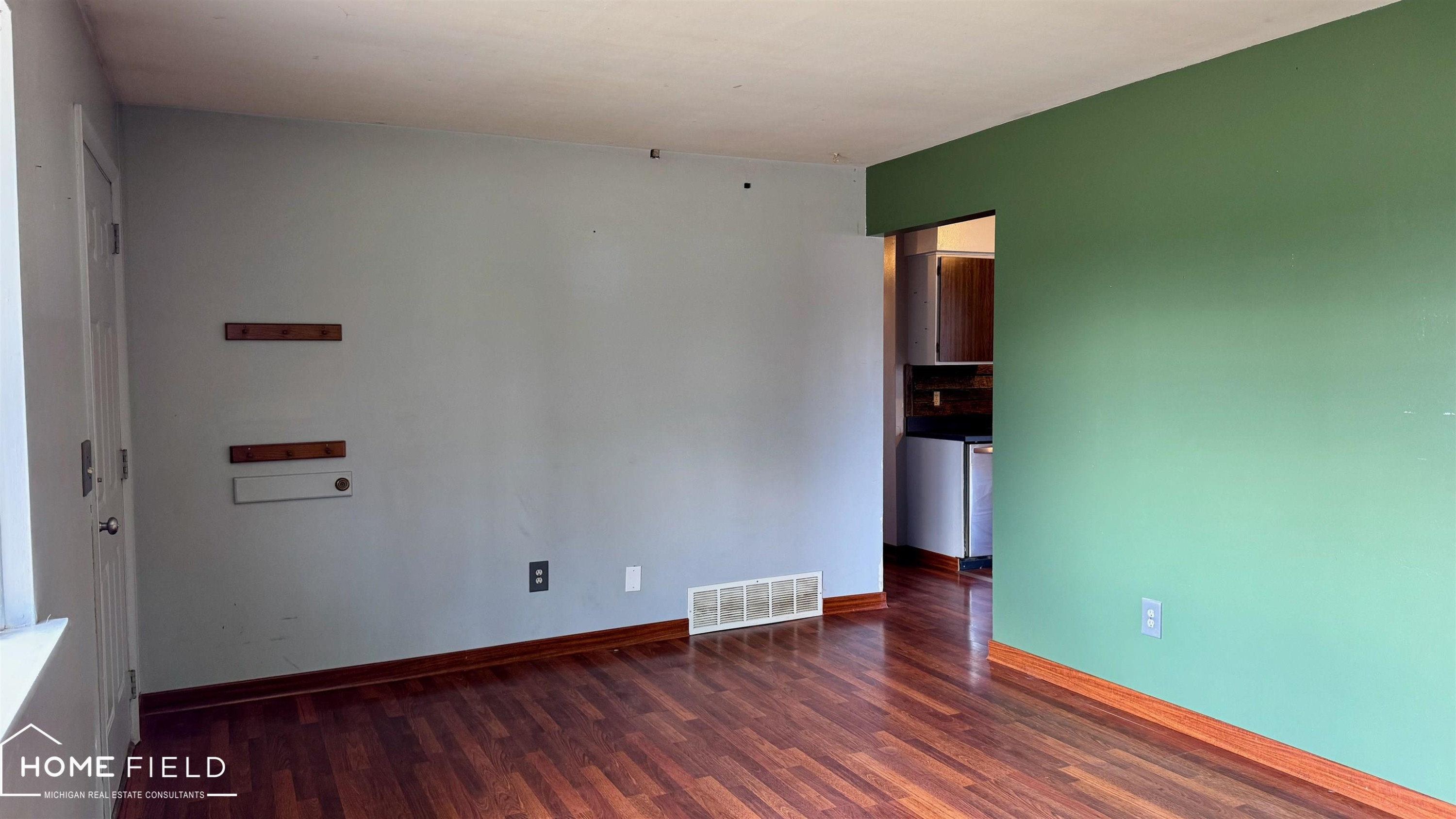 616 W Stewart Street, Owosso, MI 48867 — Photo 6