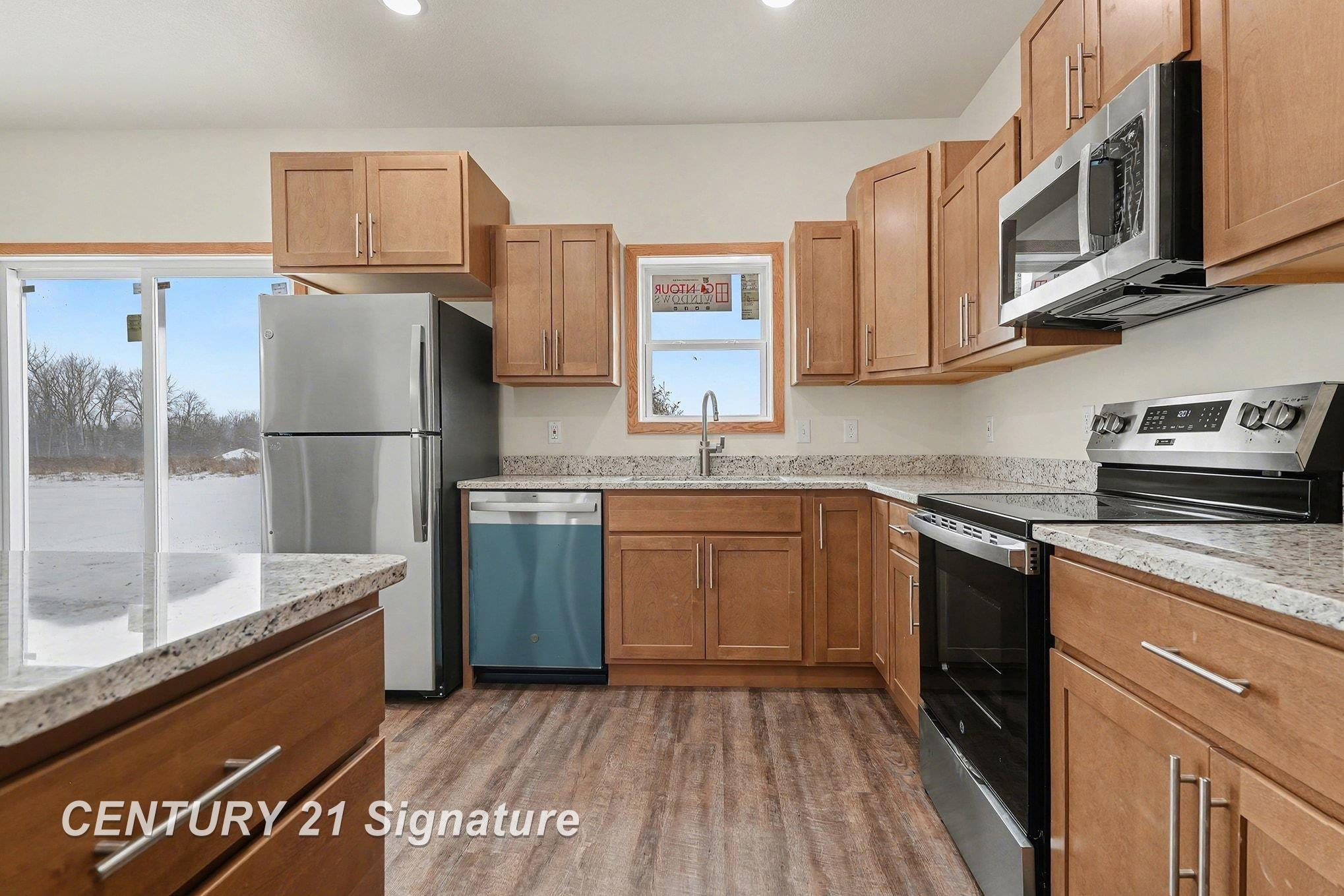 8440 S Valley Spring Lane, Freeland, MI 48623 — Photo 6