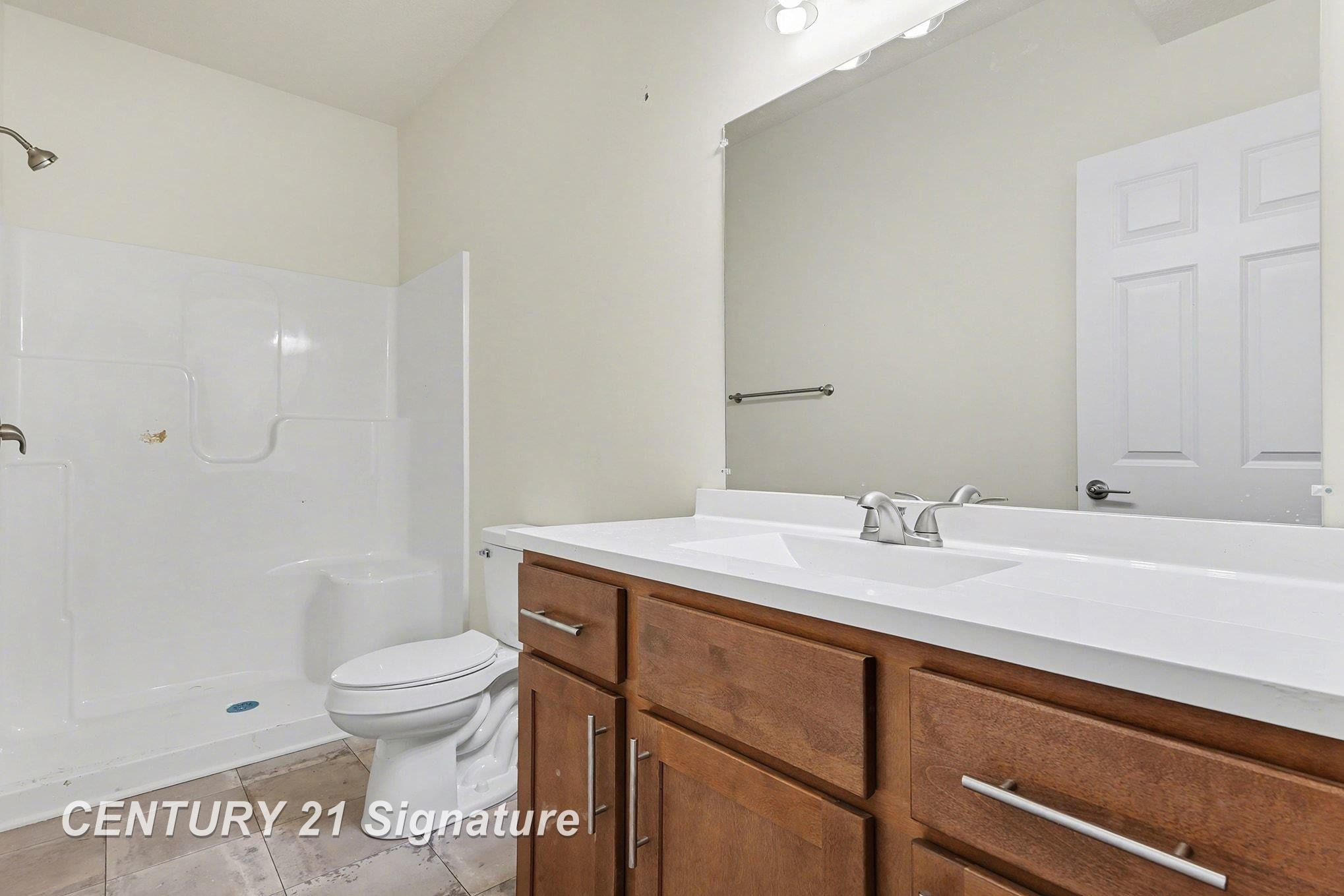 8440 S Valley Spring Lane, Freeland, MI 48623 — Photo 22
