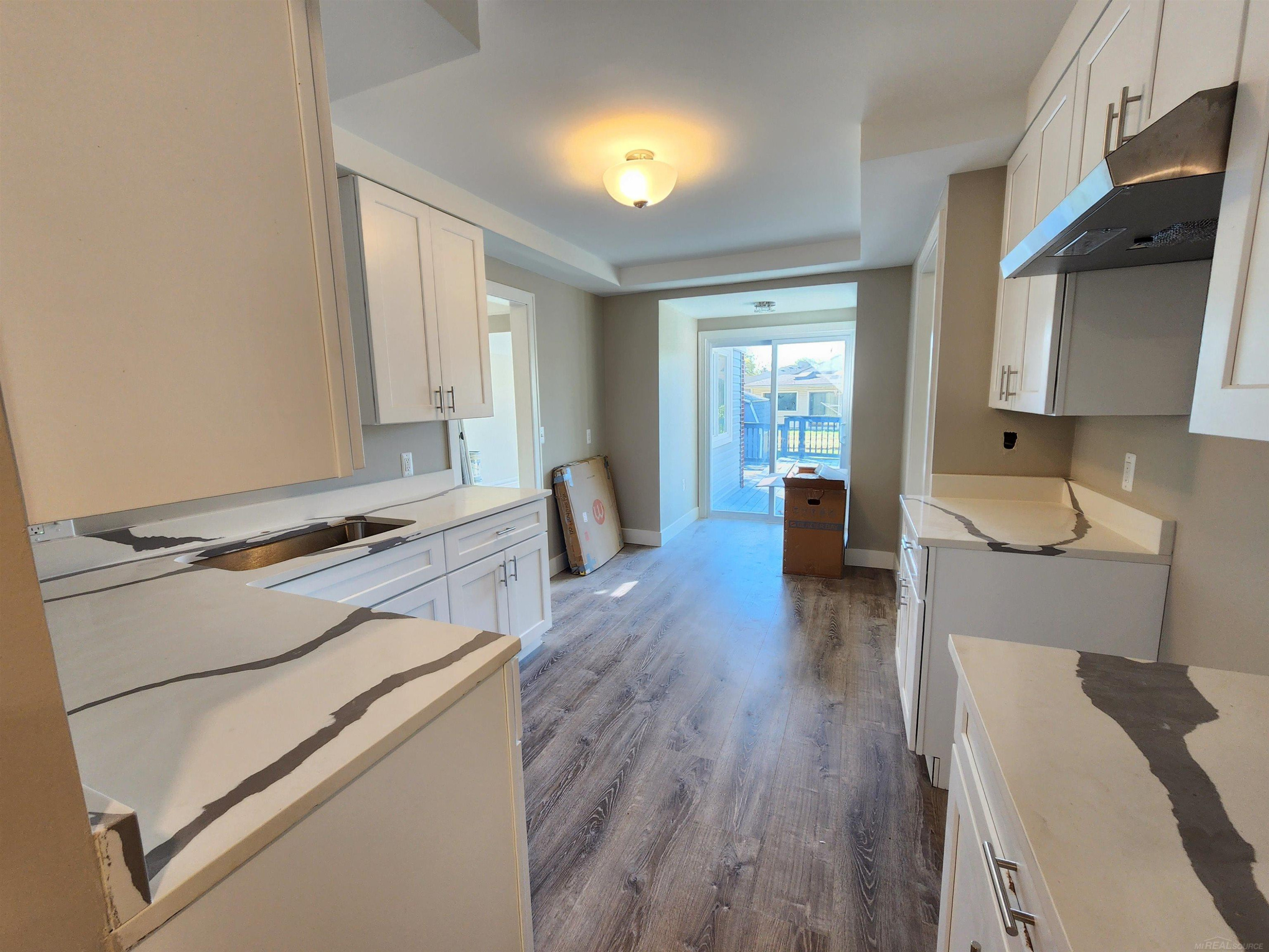 15121 Oak Park Boulevard, Oak Park, MI 48237 — Photo 10