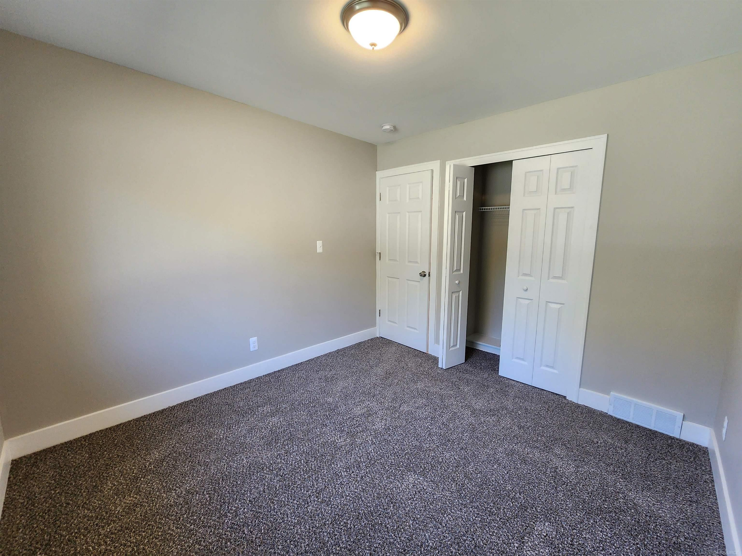 15121 Oak Park Boulevard, Oak Park, MI 48237 — Photo 14