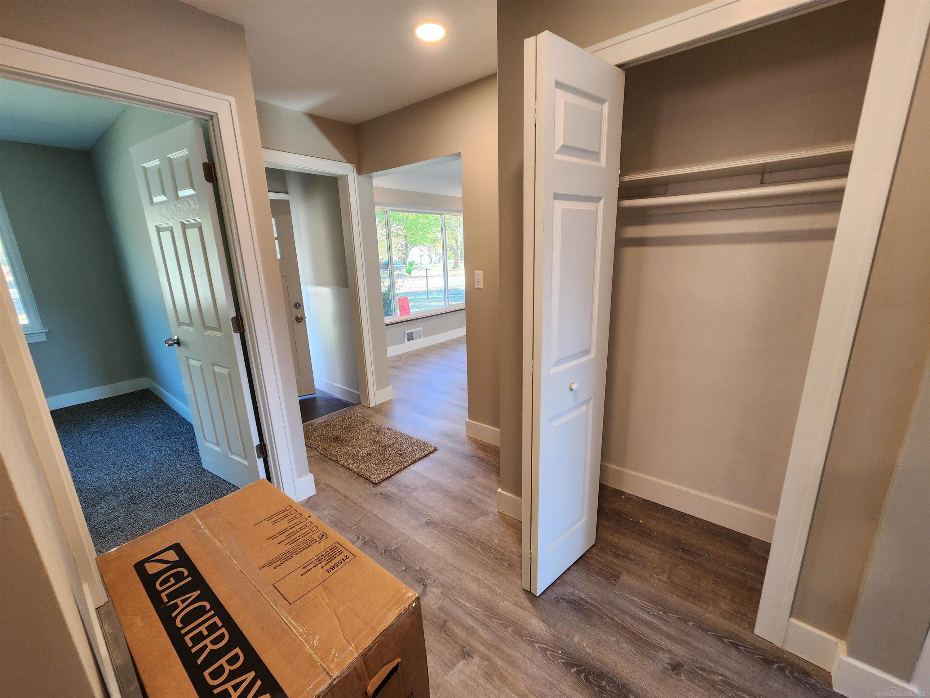 15121 Oak Park Boulevard, Oak Park, MI 48237 — Photo 16