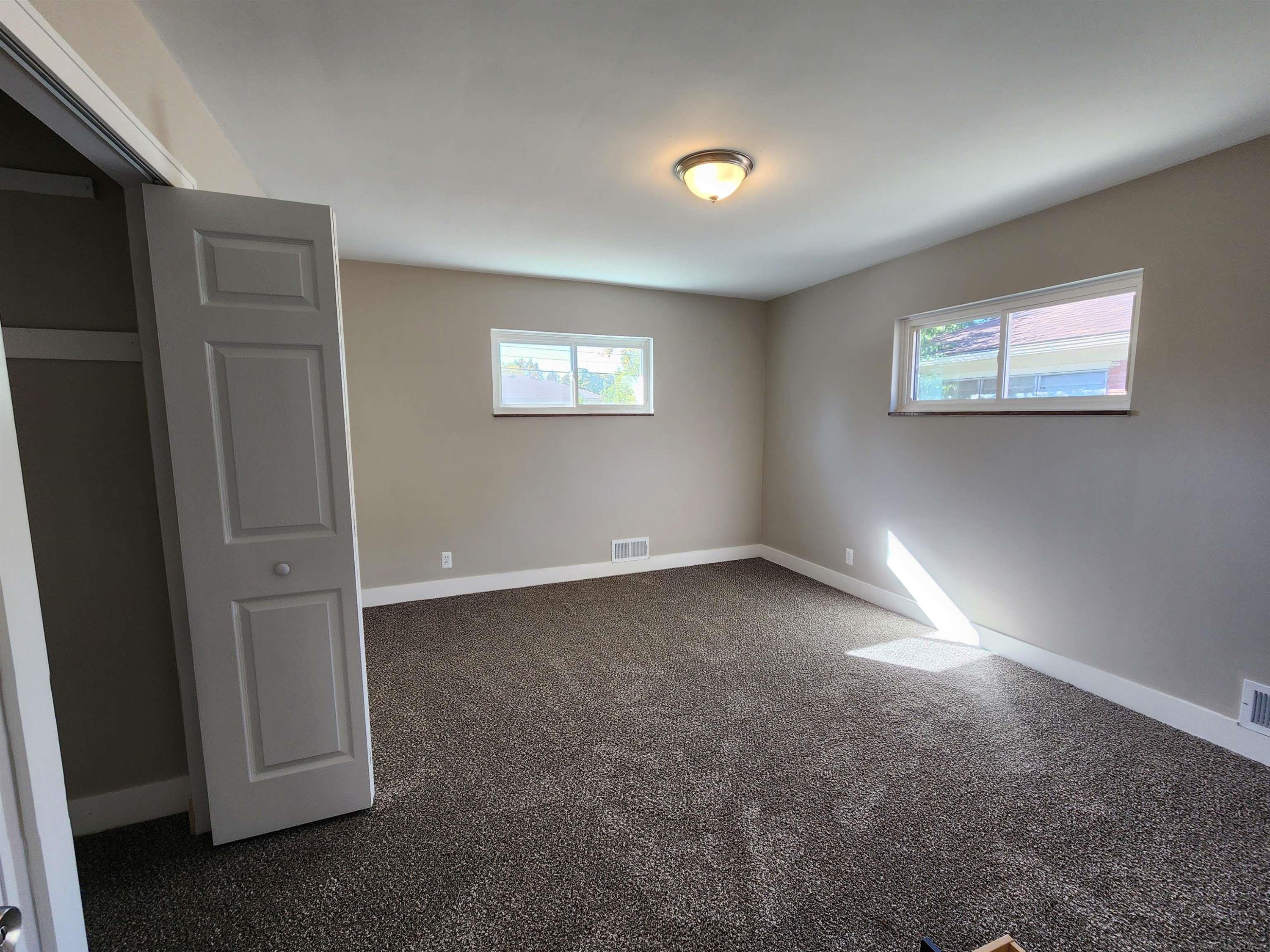 15121 Oak Park Boulevard, Oak Park, MI 48237 — Photo 19