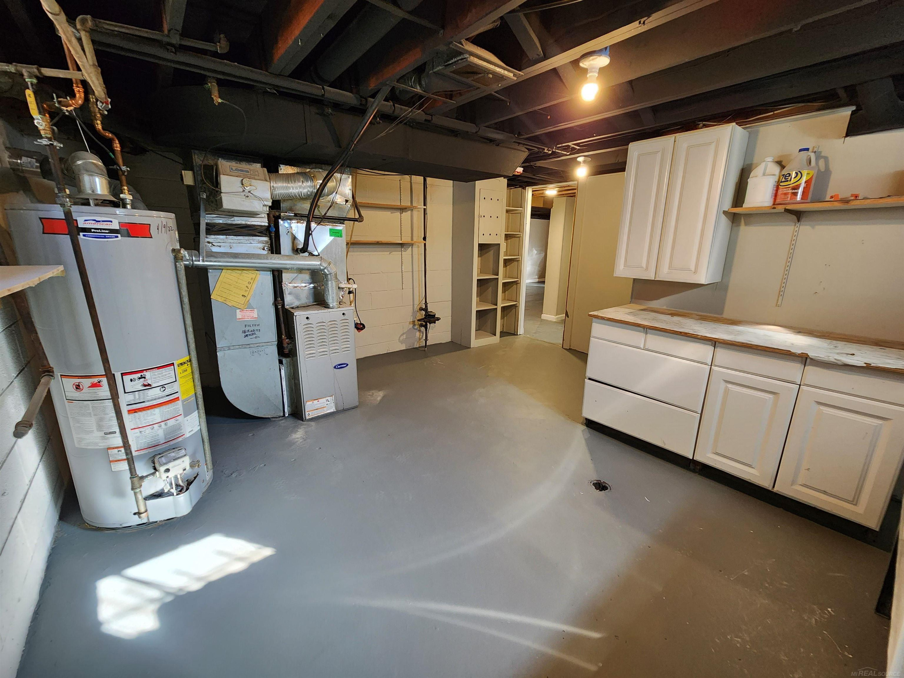 15121 Oak Park Boulevard, Oak Park, MI 48237 — Photo 30