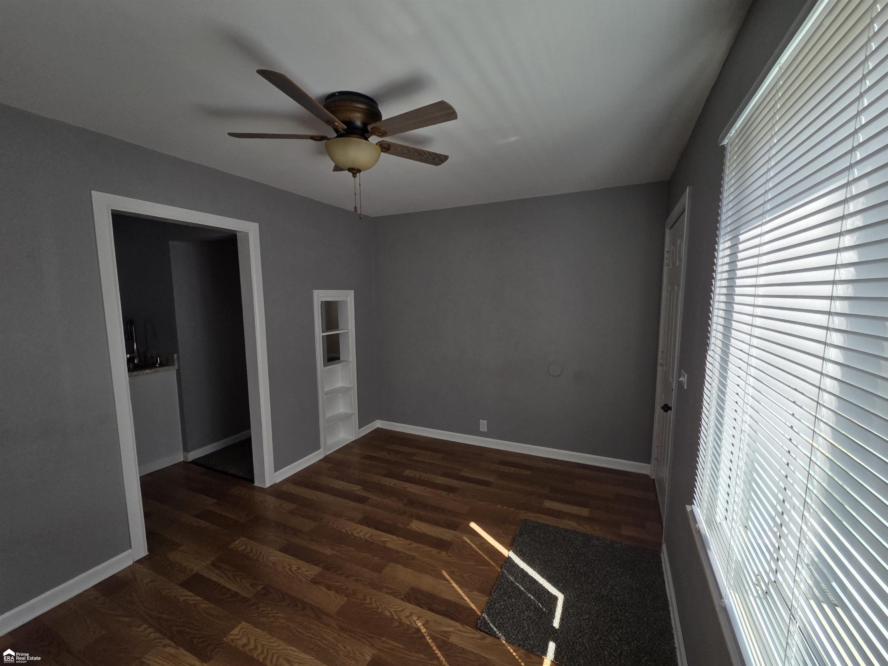 2205 E Whittemore Avenue, Burton, MI 48529 — Photo 5