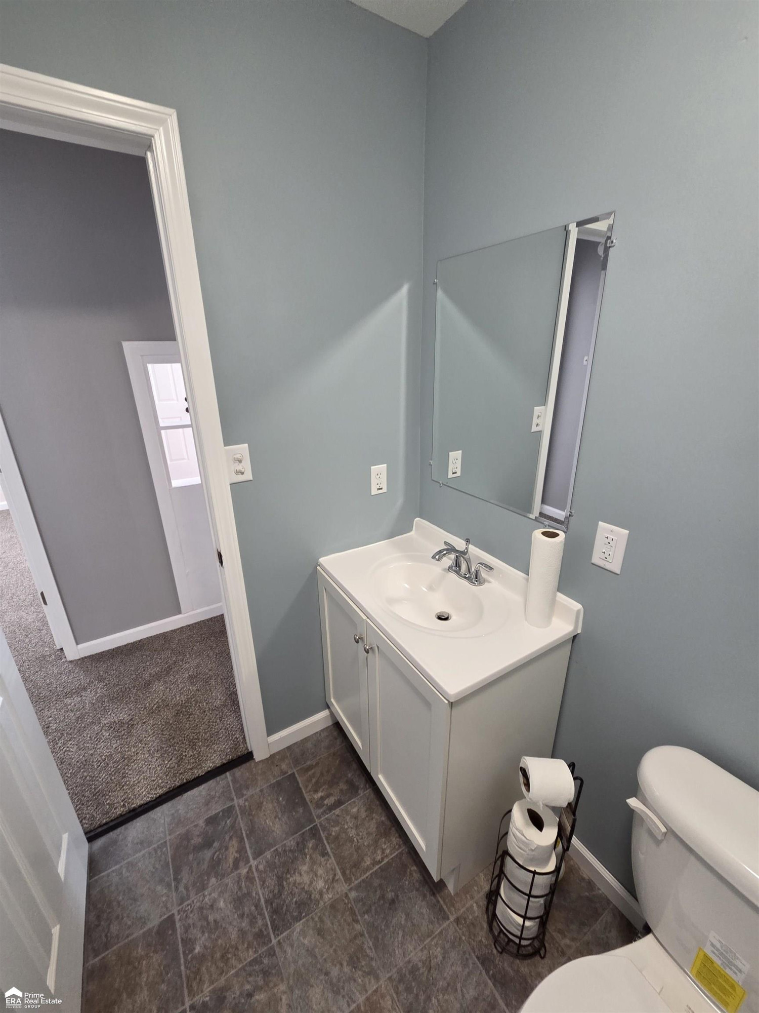 2205 E Whittemore Avenue, Burton, MI 48529 — Photo 12