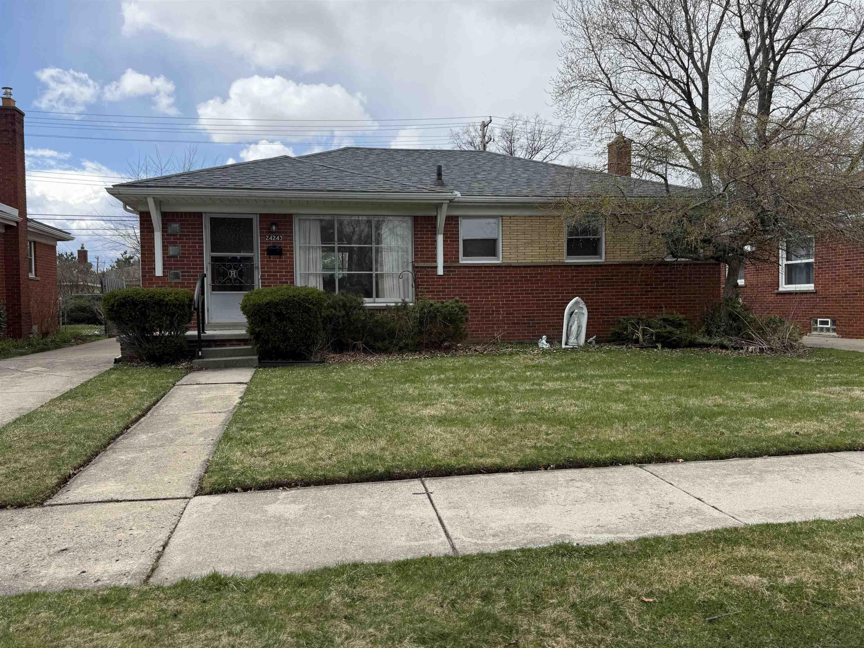 24243 Petersburg Avenue, Eastpointe, MI 48021 — front exterior
