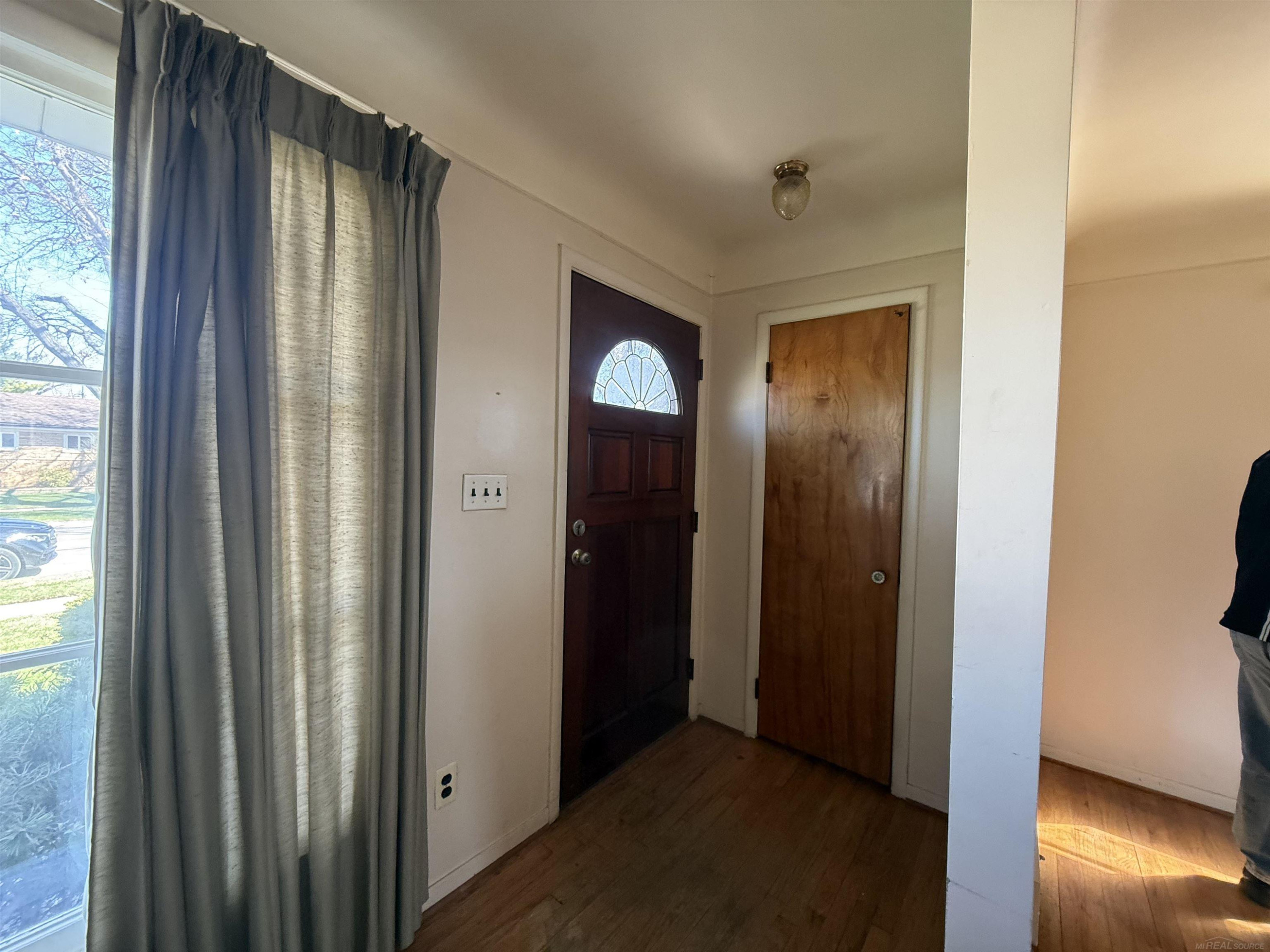 24243 Petersburg Avenue, Eastpointe, MI 48021 — Photo 22