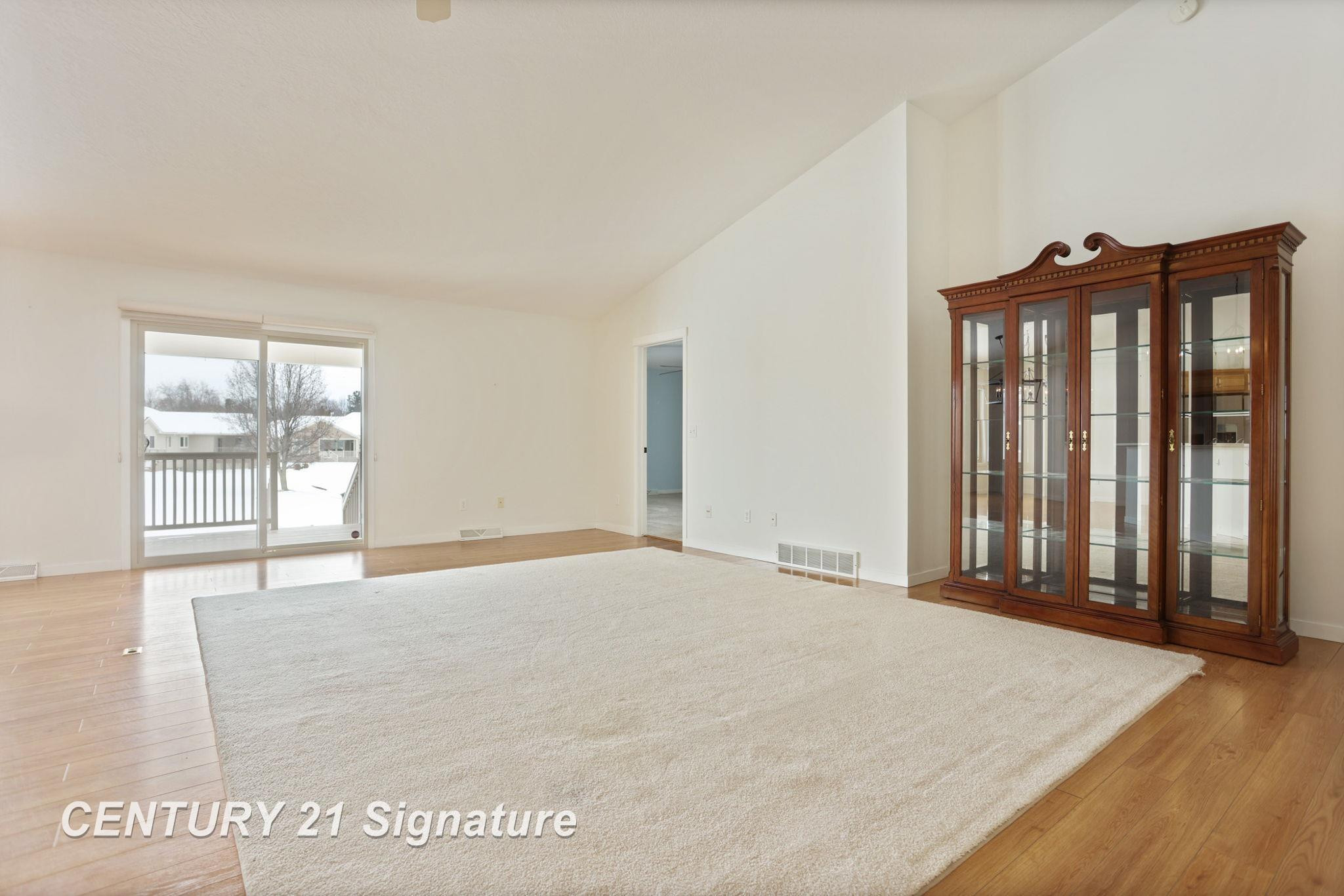 5 Logmark Place, Saginaw, MI 48603 — Photo 8
