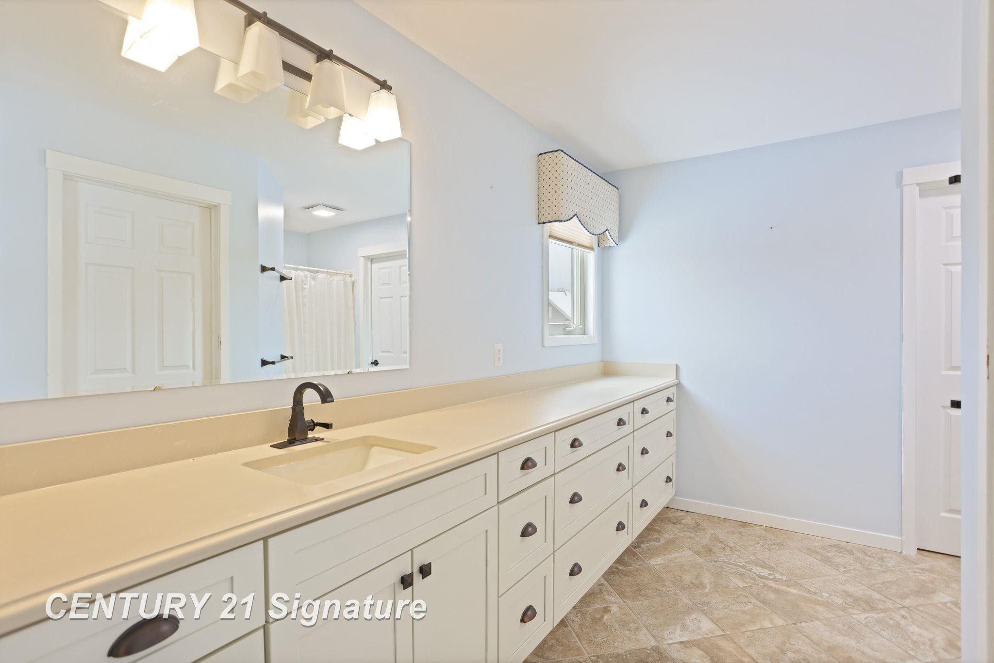 5 Logmark Place, Saginaw, MI 48603 — Photo 19