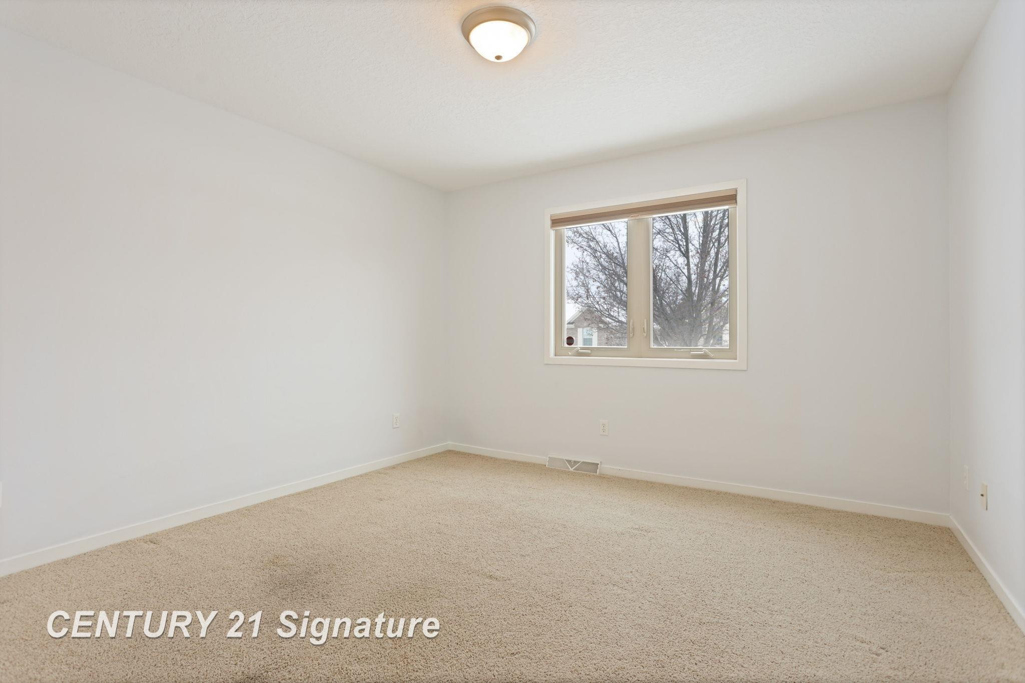 5 Logmark Place, Saginaw, MI 48603 — Photo 21