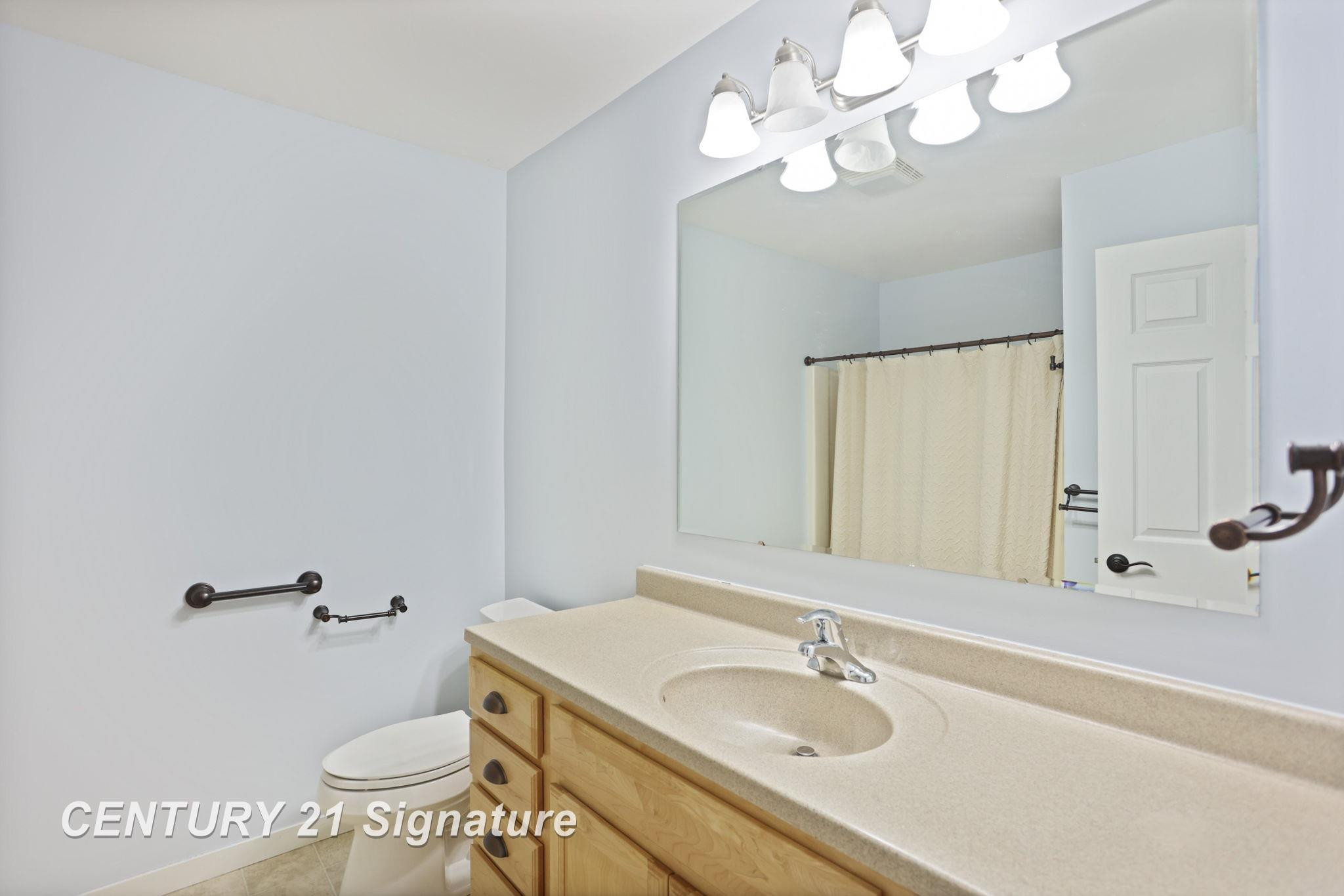 5 Logmark Place, Saginaw, MI 48603 — Photo 22