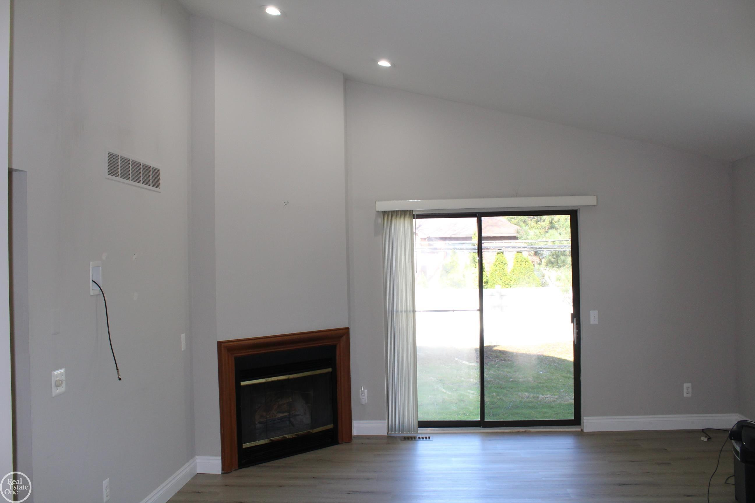 20463 Brandonwood Road, Clinton Twp, MI 48038 — Photo 5