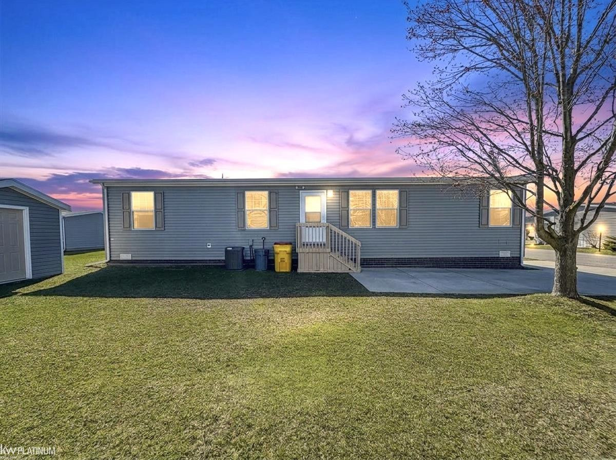 33200 Sumac Court, MI 48048