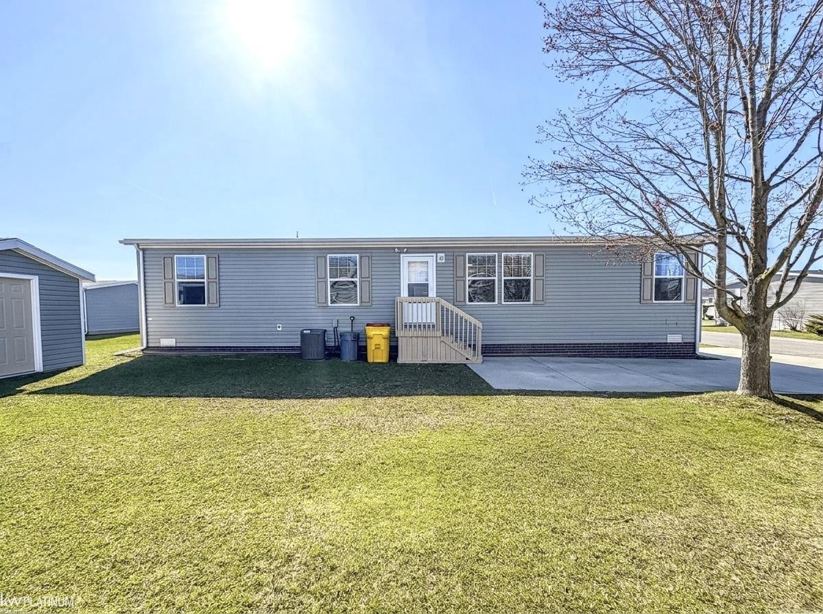 33200 Sumac Court, MI 48048 — Photo 2