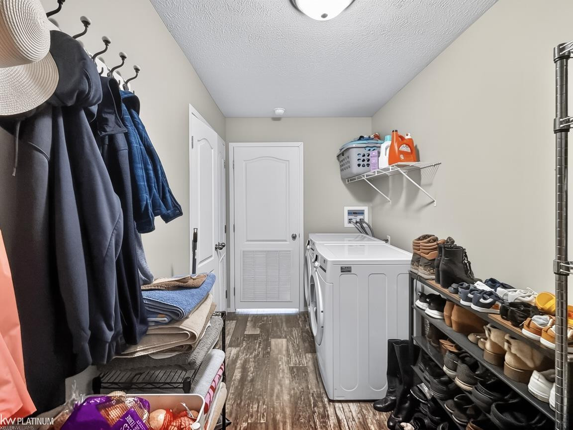33200 Sumac Court, MI 48048 — Photo 12