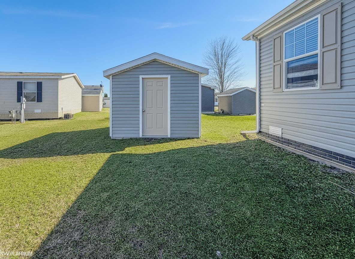 33200 Sumac Court, MI 48048 — Photo 21
