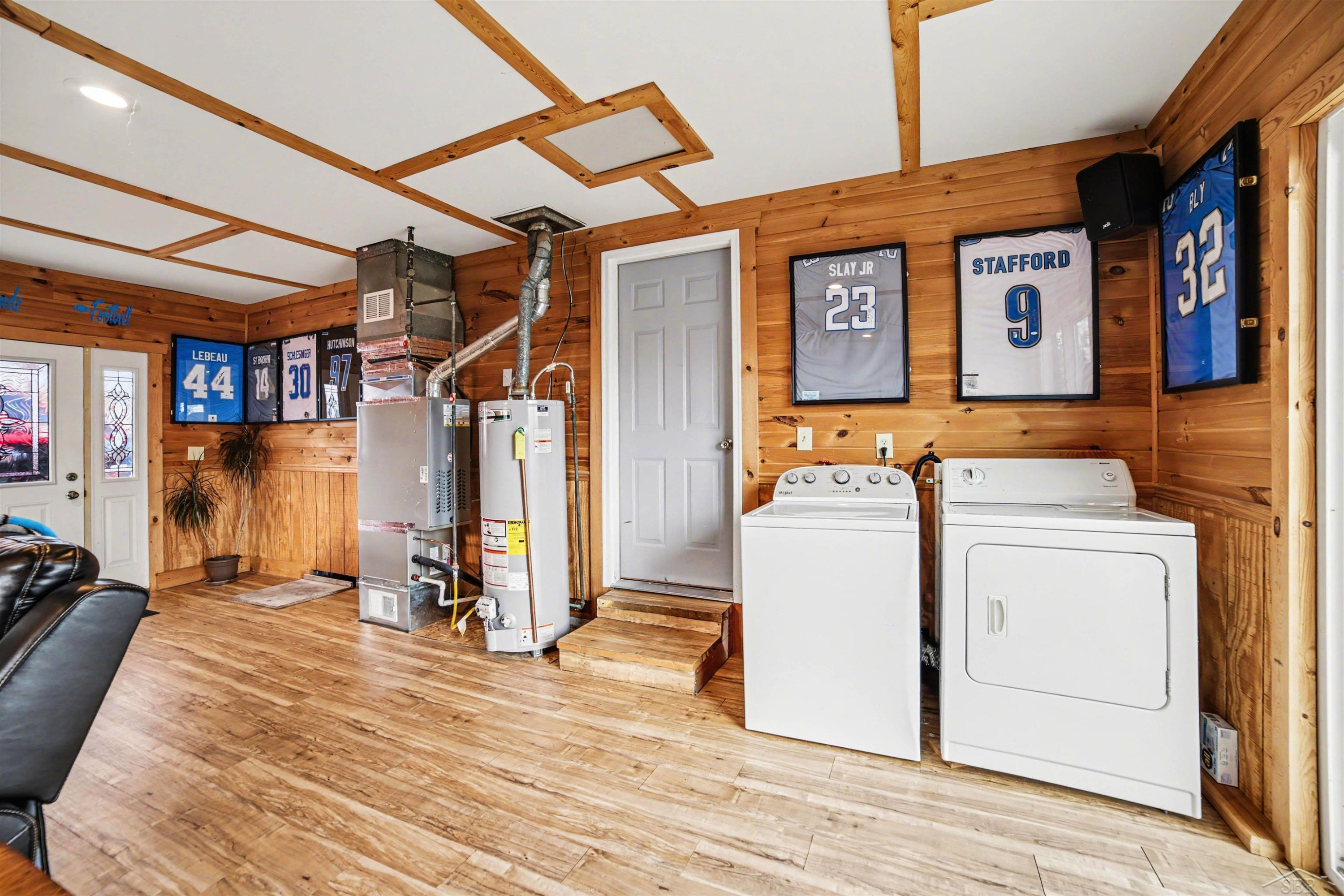 9855 Elmwood Drive, Freeland, MI 48623 — Photo 5