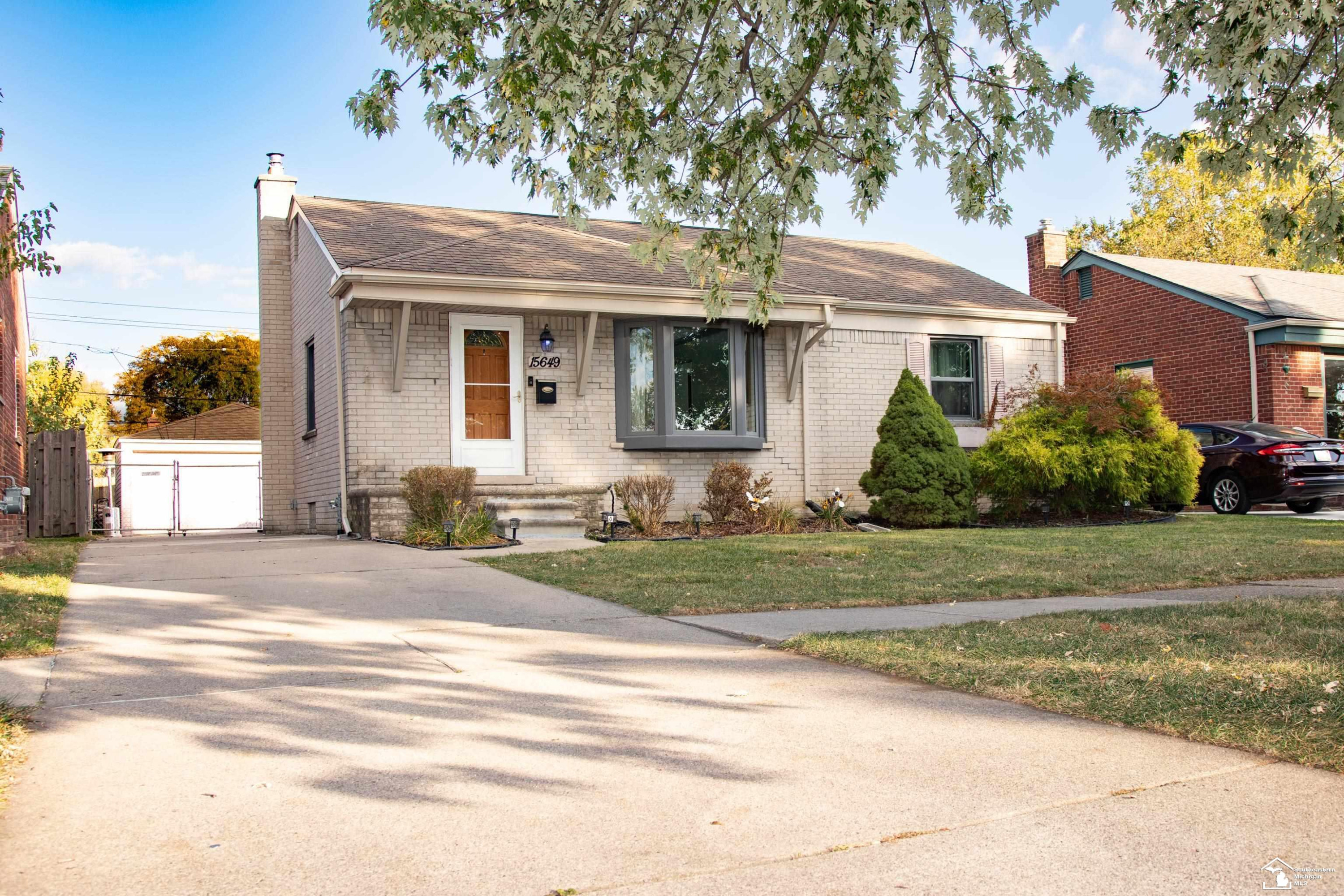 15649 Churchill Street, Southgate, MI 48195 — Photo 3