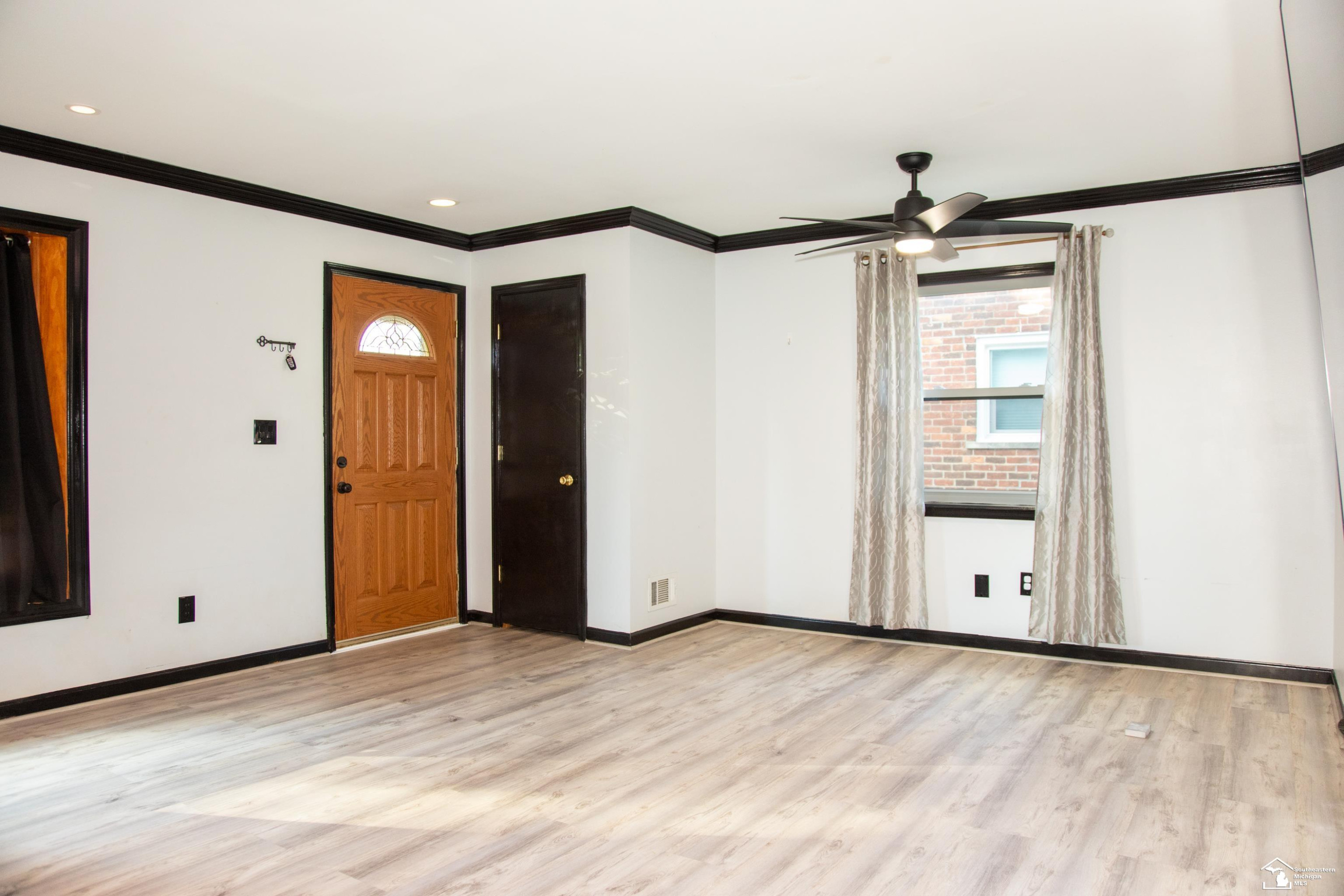 15649 Churchill Street, Southgate, MI 48195 — Photo 6