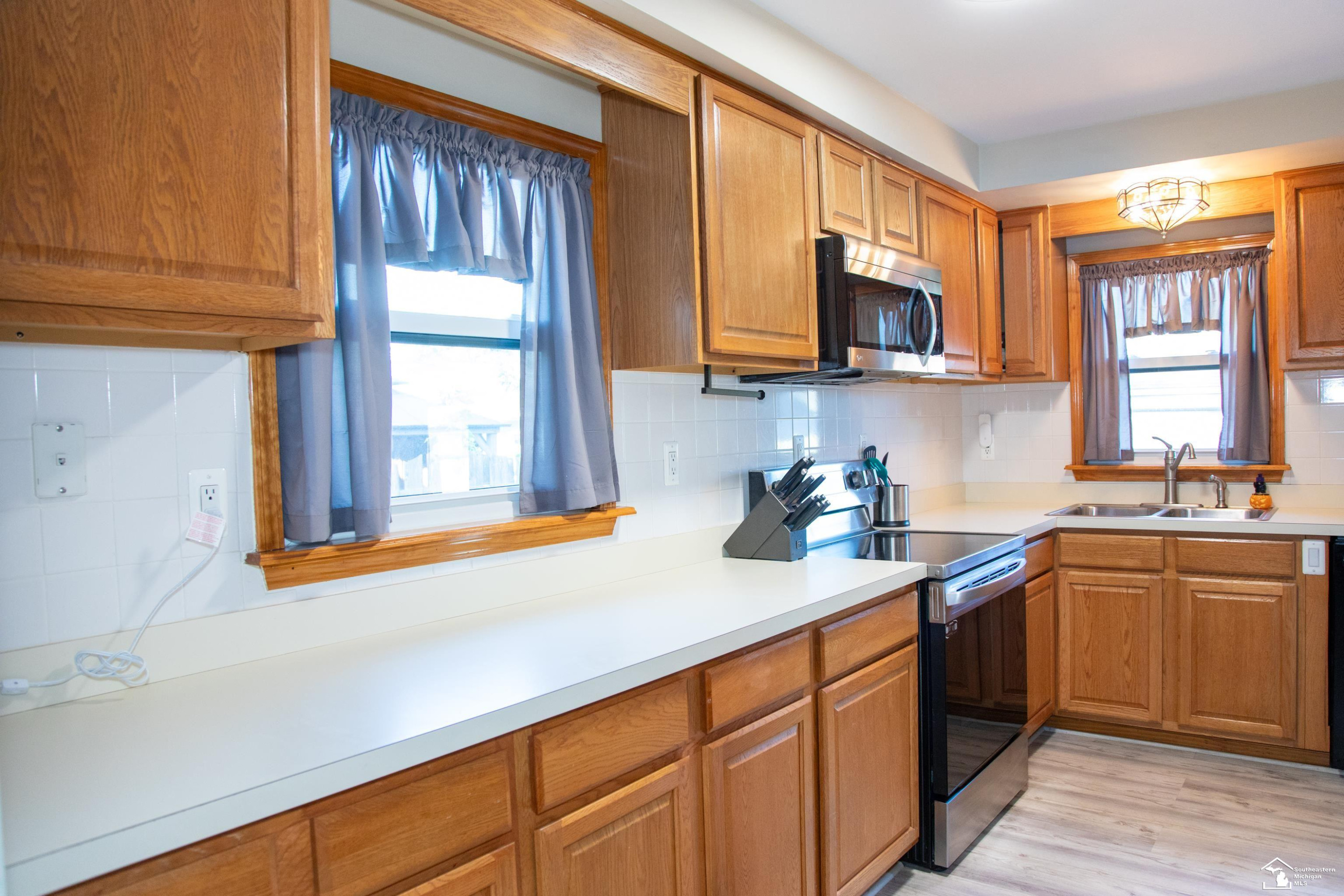 15649 Churchill Street, Southgate, MI 48195 — Photo 7