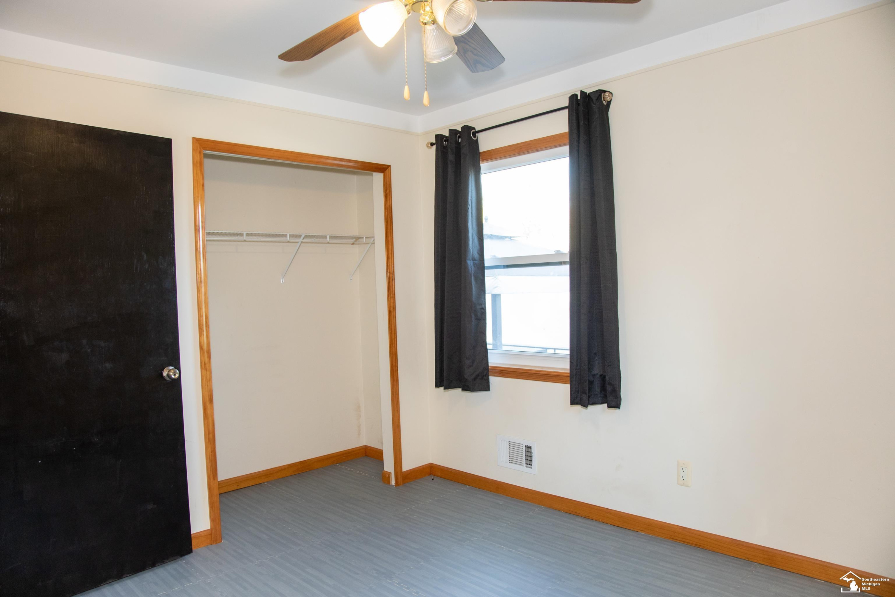 15649 Churchill Street, Southgate, MI 48195 — Photo 14