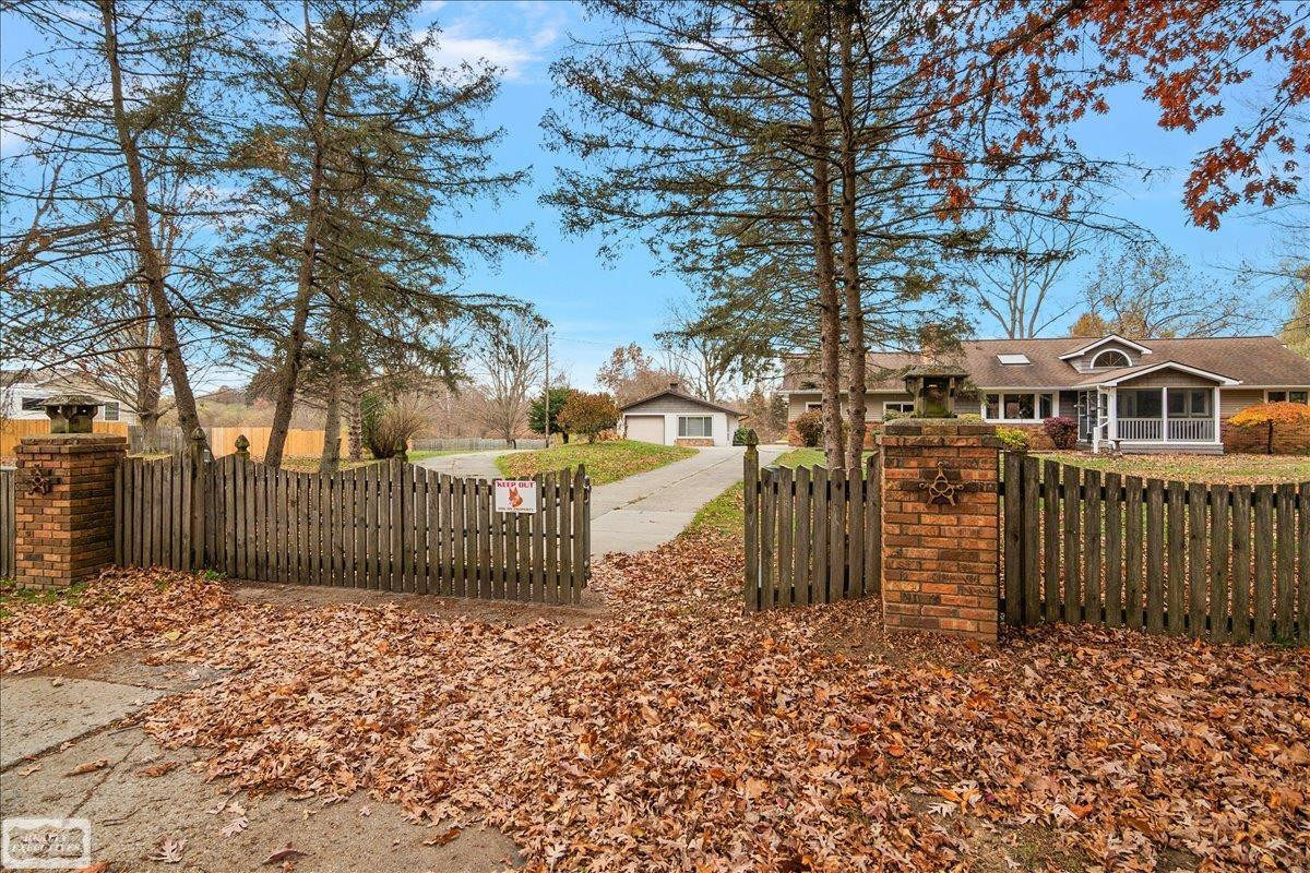 9800 Coon Hill Rd Road, Munith, MI 49259 — Photo 6