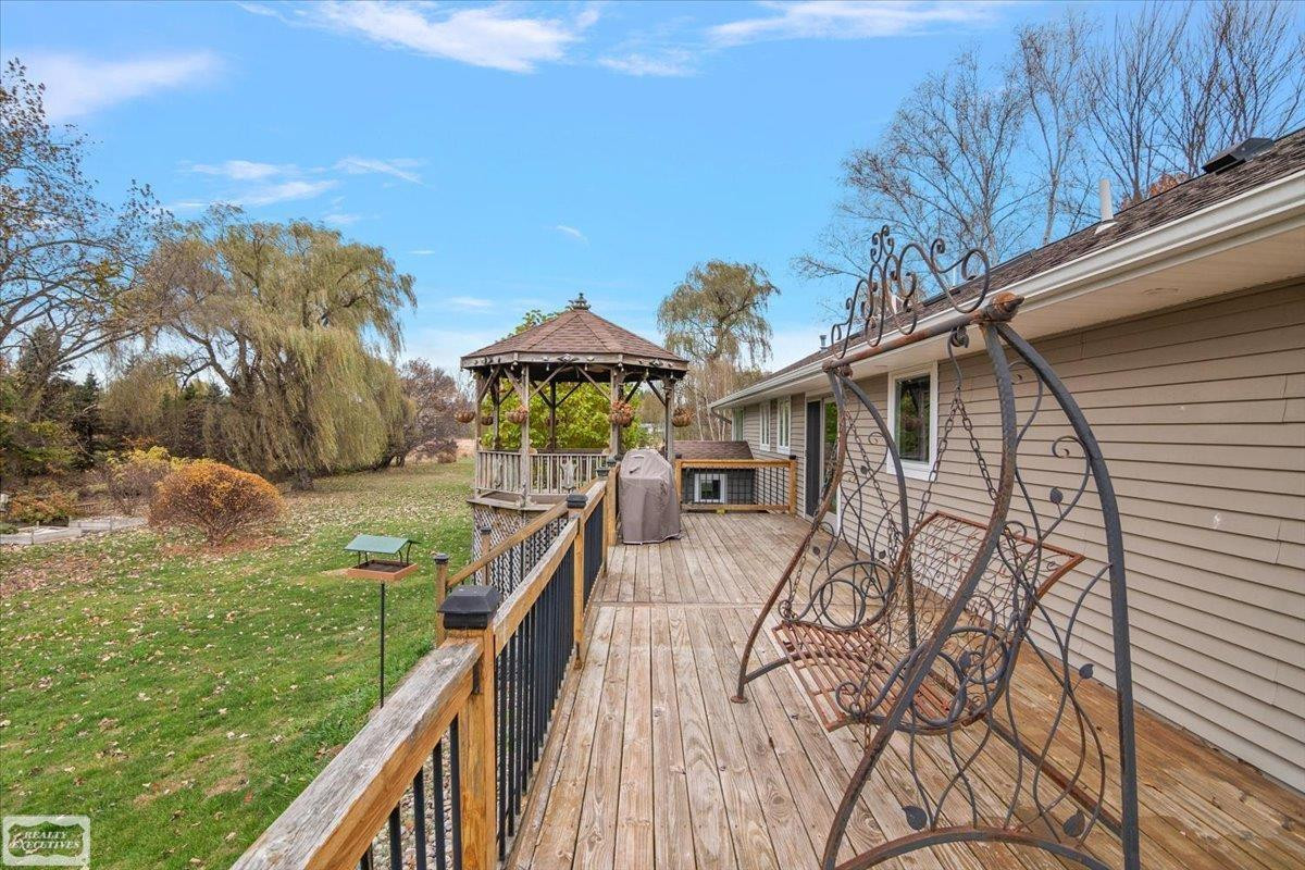 9800 Coon Hill Rd Road, Munith, MI 49259 — Photo 8