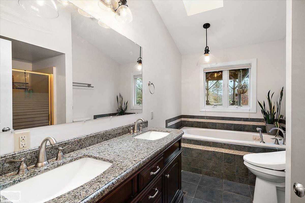 9800 Coon Hill Rd Road, Munith, MI 49259 — Photo 49