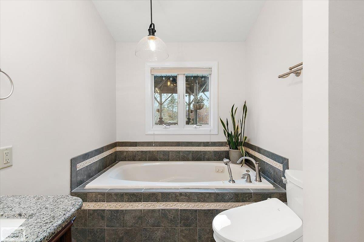 9800 Coon Hill Rd Road, Munith, MI 49259 — Photo 50