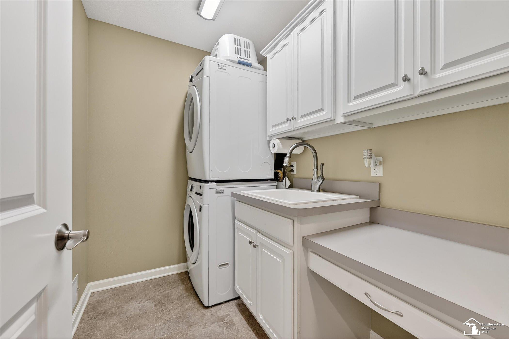 6727 W Summer Breeze Drive, Lambertville, MI 48144 — Photo 46