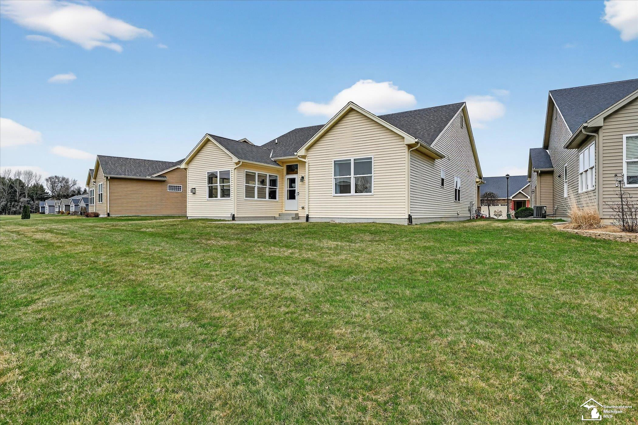 6727 W Summer Breeze Drive, Lambertville, MI 48144 — Photo 51