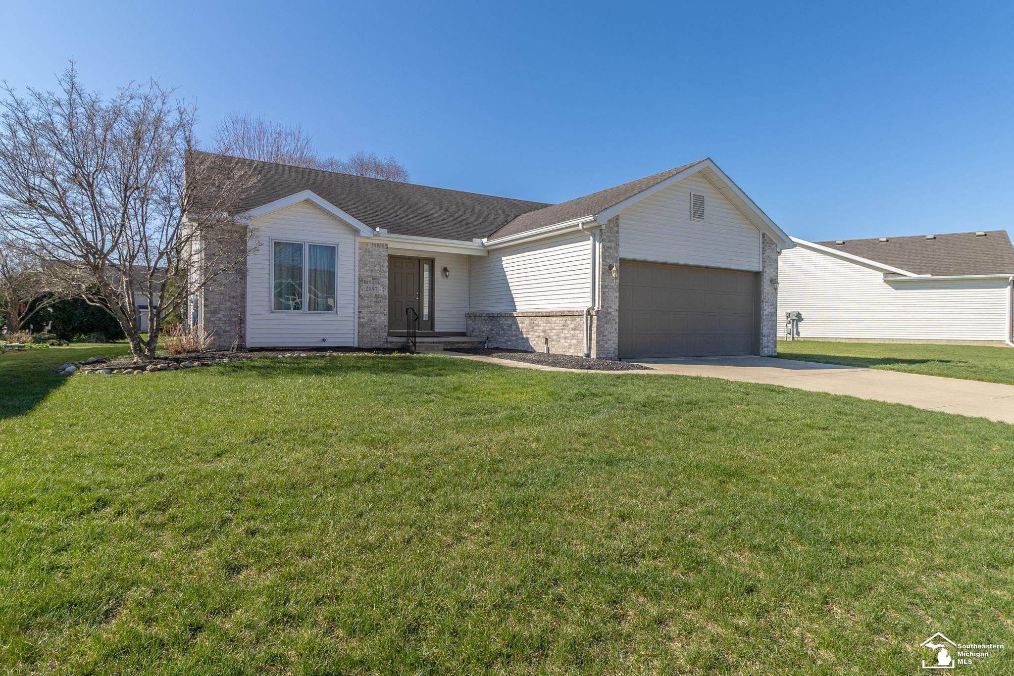 2197 Princeton Lane, Temperance, MI 48182 — front exterior