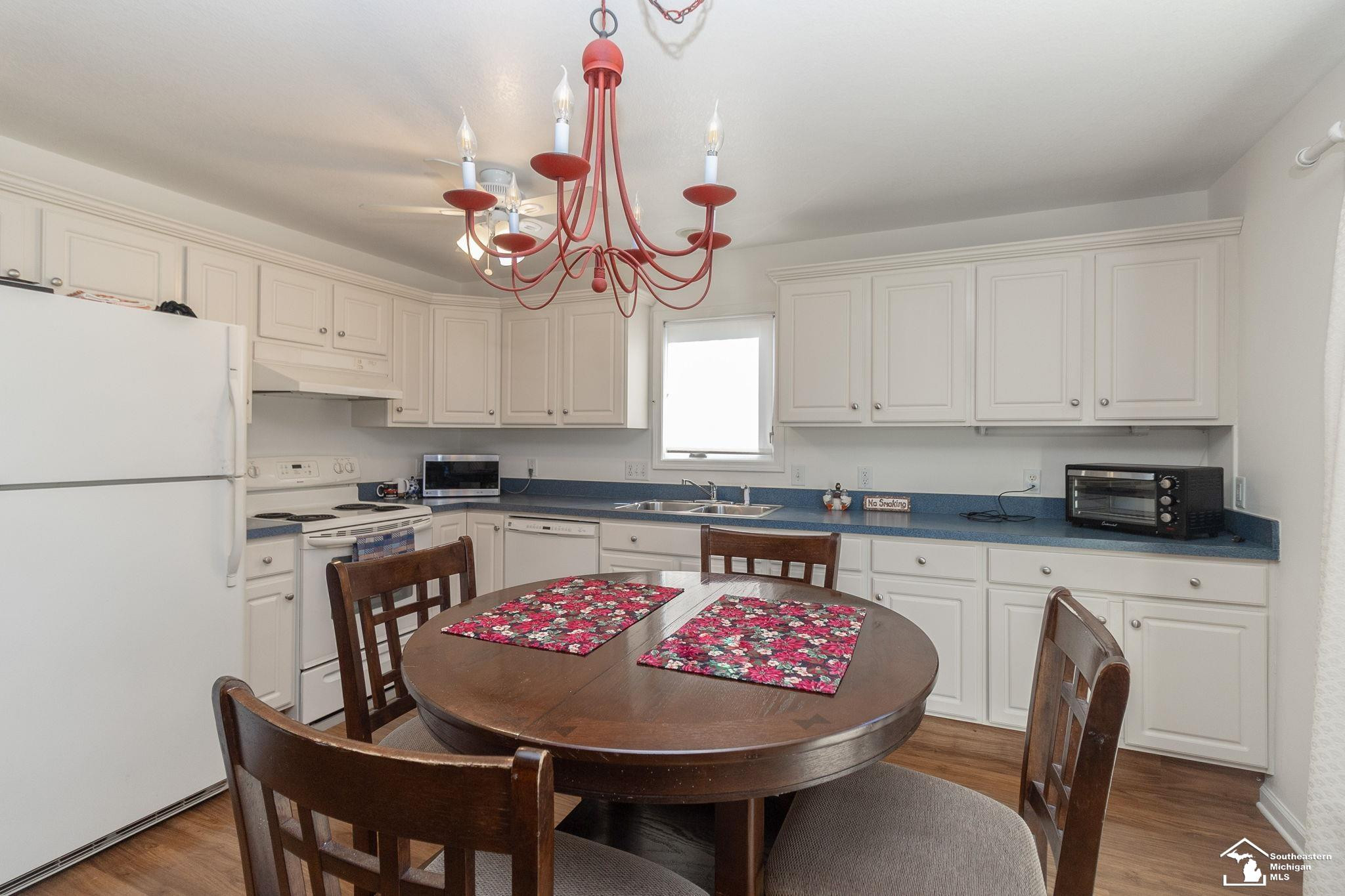 2197 Princeton Lane, Temperance, MI 48182 — Photo 10
